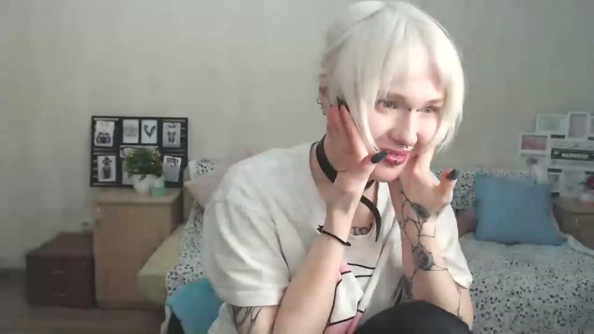 Gallery image thumbnail from Killinna's myfreecams stream on, 02/11/2023, 18:16 image 2 of 20