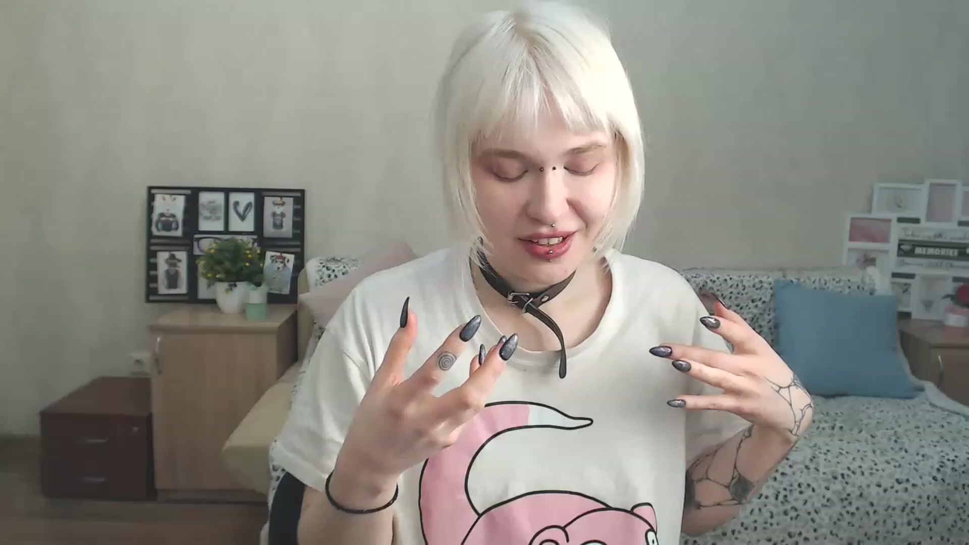 Gallery image thumbnail from Killinna's myfreecams stream on, 02/11/2023, 18:16 image 9 of 20