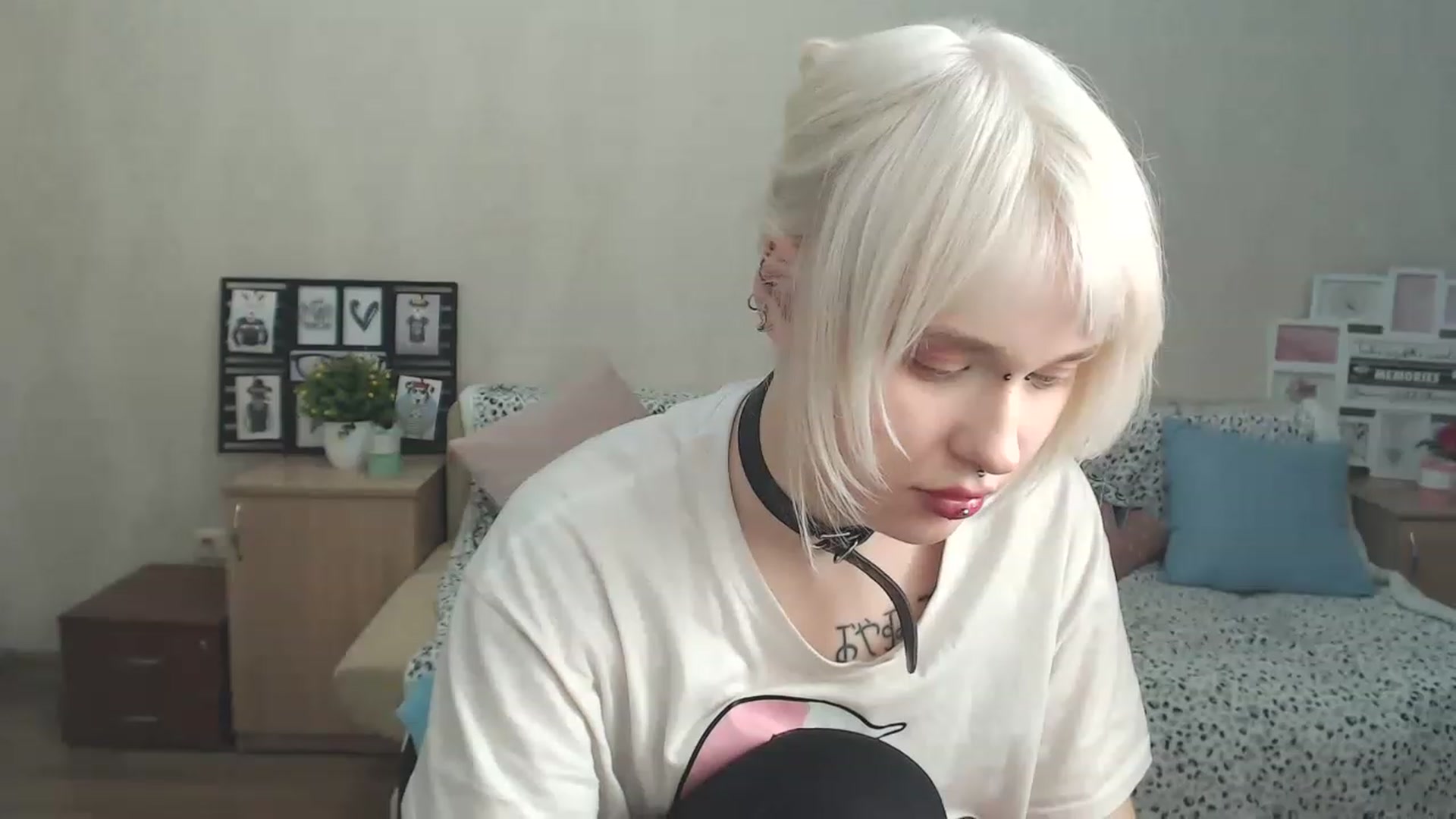 Gallery image thumbnail from Killinna's myfreecams stream on, 02/11/2023, 18:16 image 7 of 20