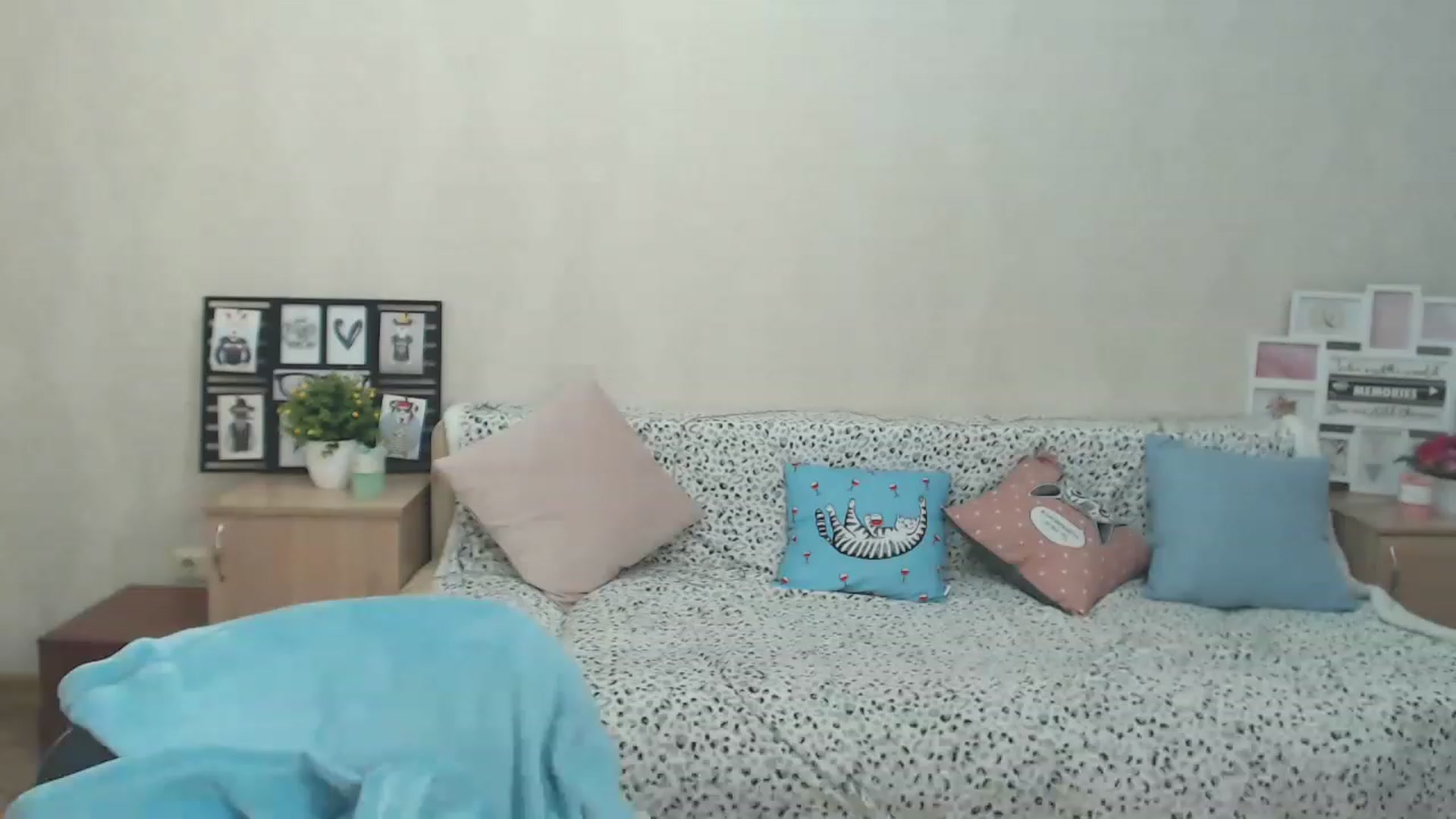 Gallery image thumbnail from Killinna's myfreecams stream on, 02/11/2023, 18:16 image 16 of 20