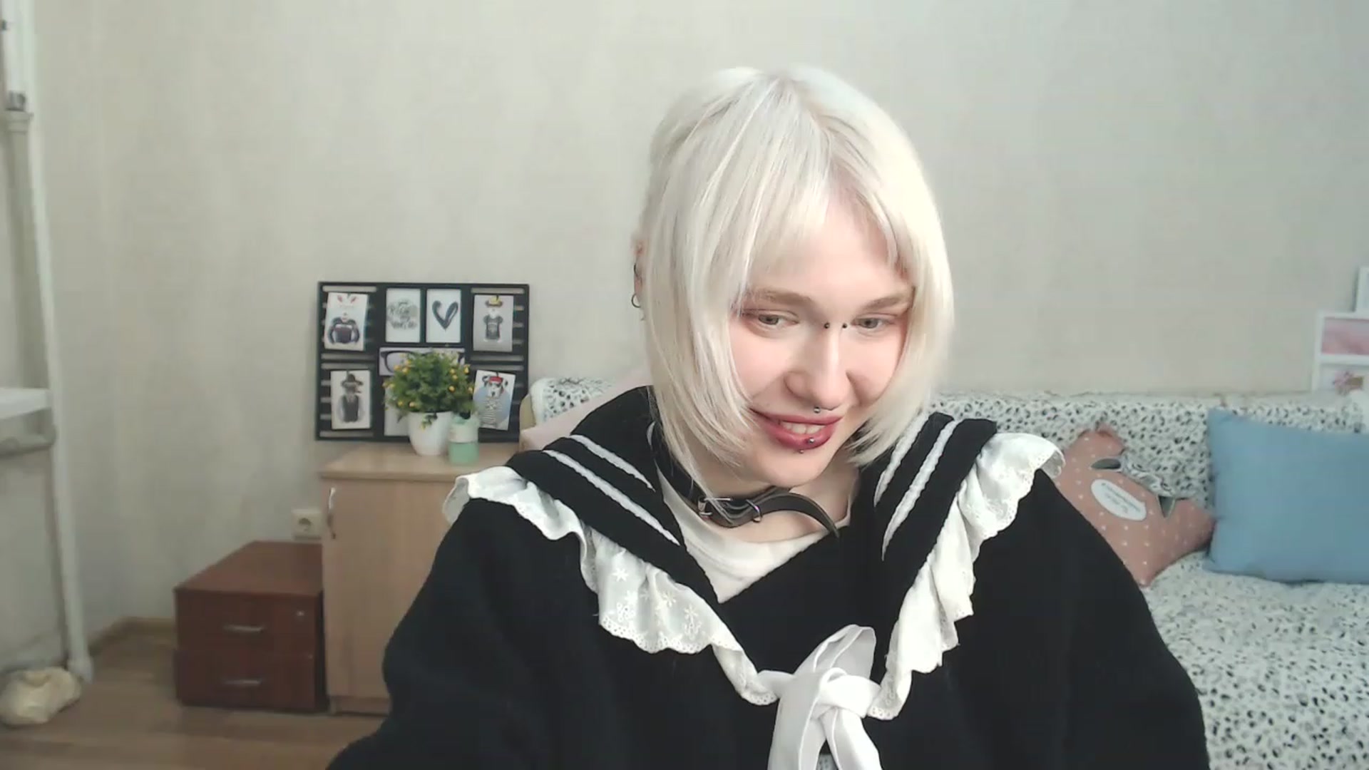 Gallery image thumbnail from Killinna's myfreecams stream on, 02/11/2023, 18:32 image 8 of 20