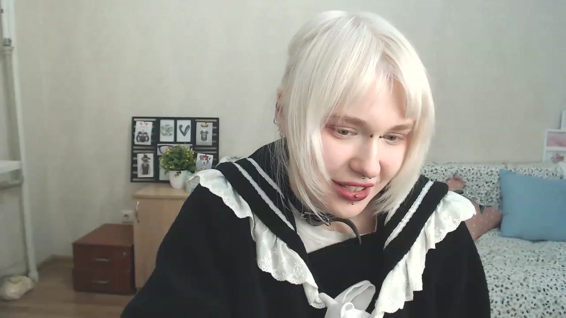 Gallery image thumbnail from Killinna's myfreecams stream on, 02/11/2023, 18:32 image 14 of 20