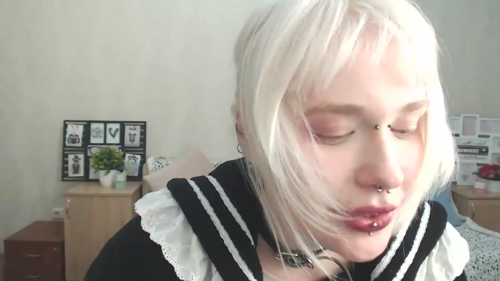 Gallery image thumbnail from Killinna's myfreecams stream on, 02/11/2023, 18:32 image 20 of 20