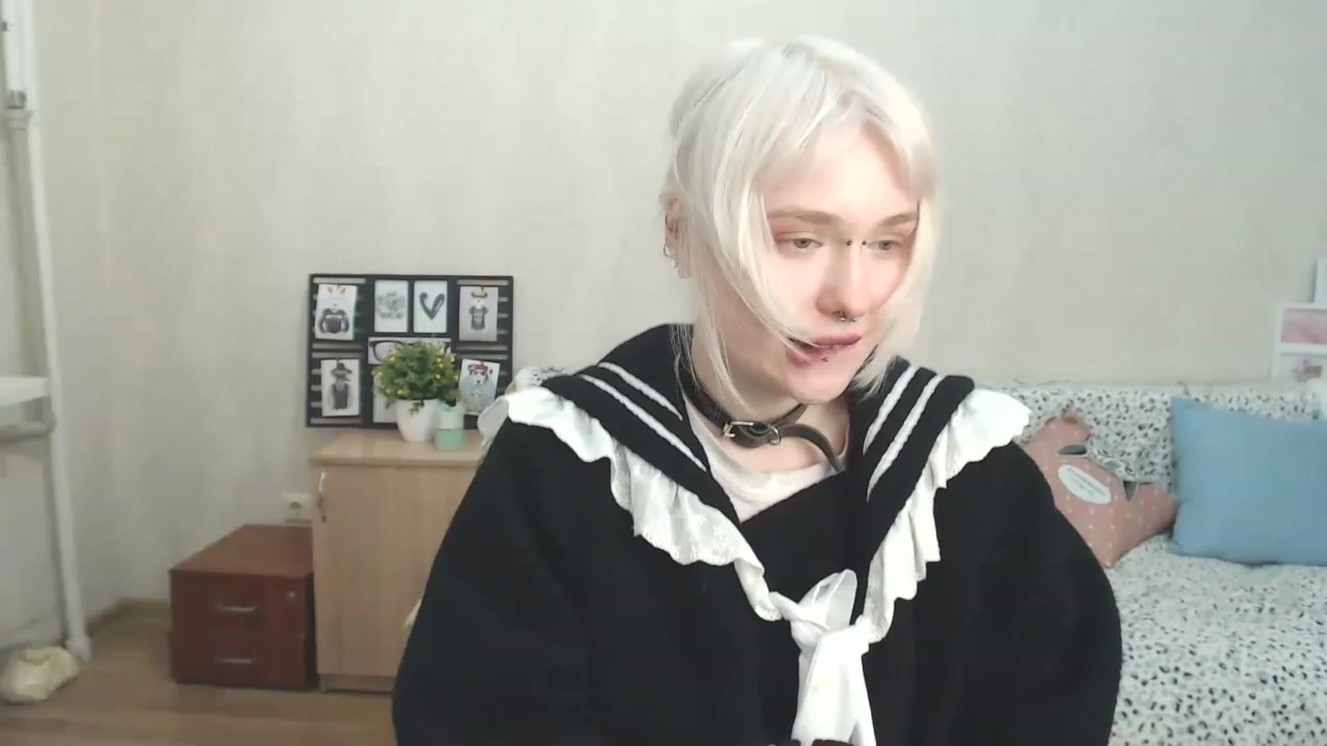 Gallery image thumbnail from Killinna's myfreecams stream on, 02/11/2023, 18:32 image 16 of 20