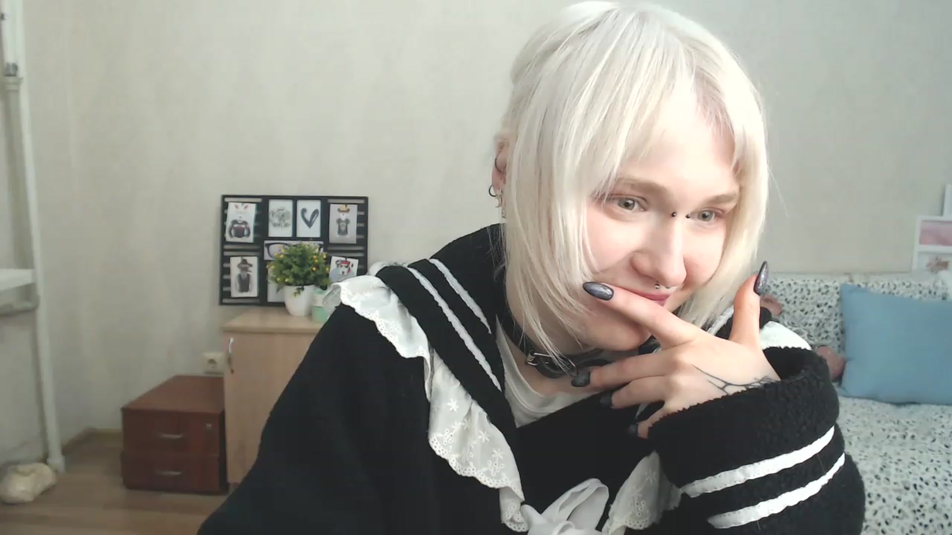 Gallery image thumbnail from Killinna's myfreecams stream on, 02/11/2023, 18:32 image 10 of 20