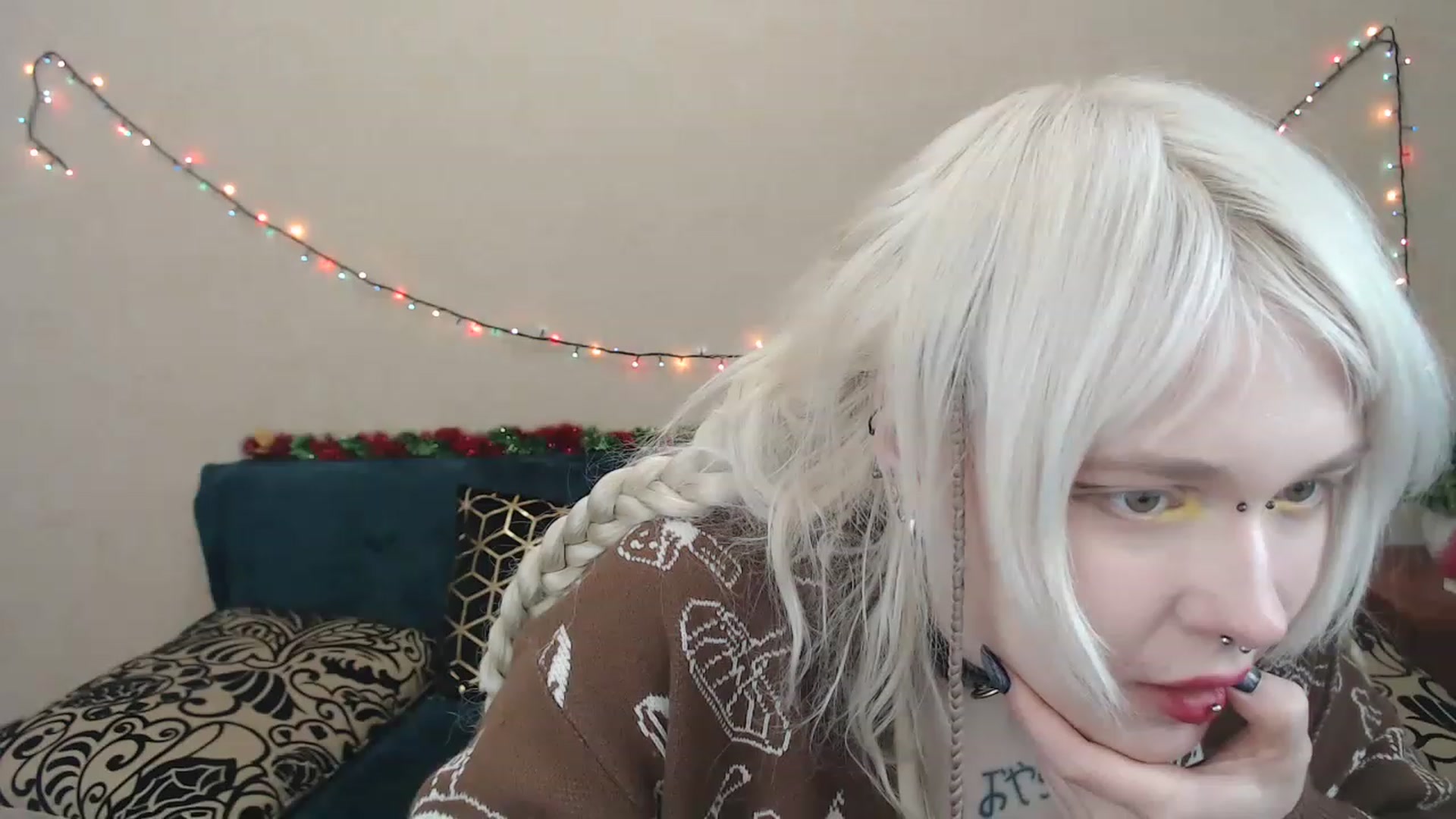 Gallery image thumbnail from Killinna's myfreecams stream on, 02/17/2023, 16:00 image 9 of 20
