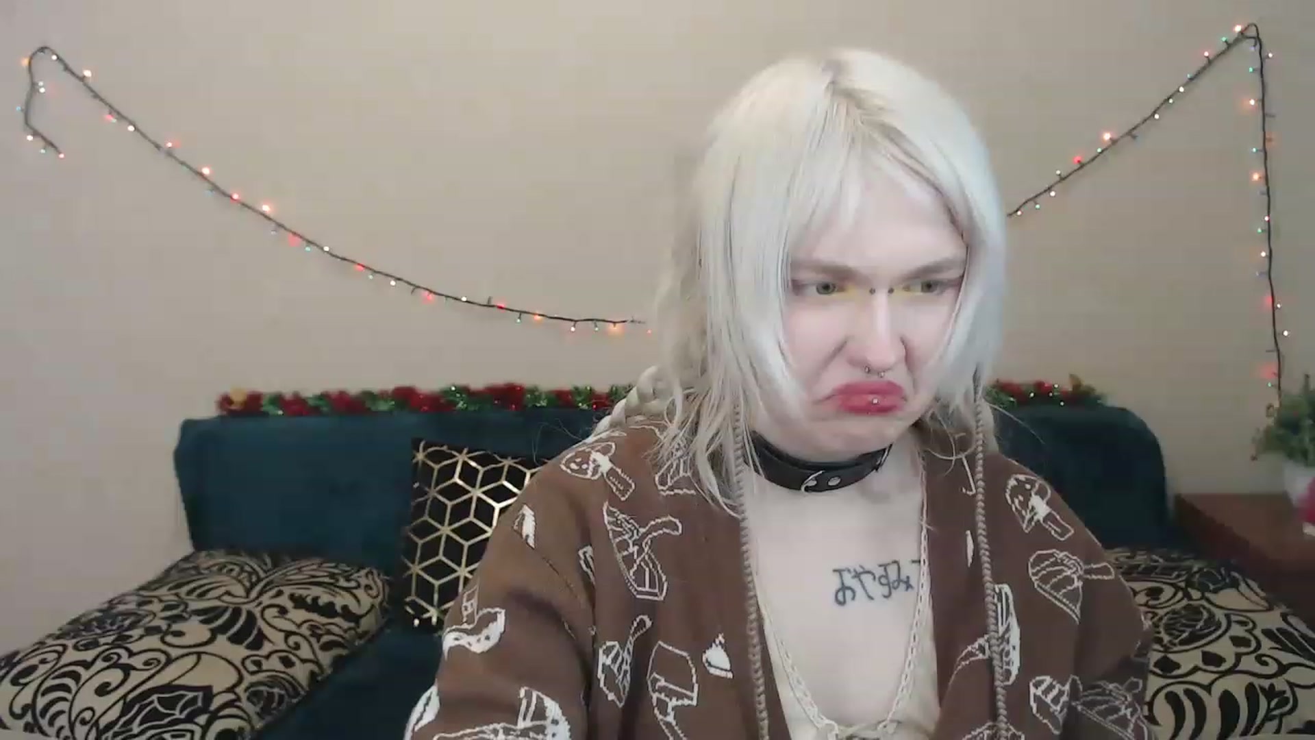 Gallery image thumbnail from Killinna's myfreecams stream on, 02/17/2023, 16:00 image 10 of 20