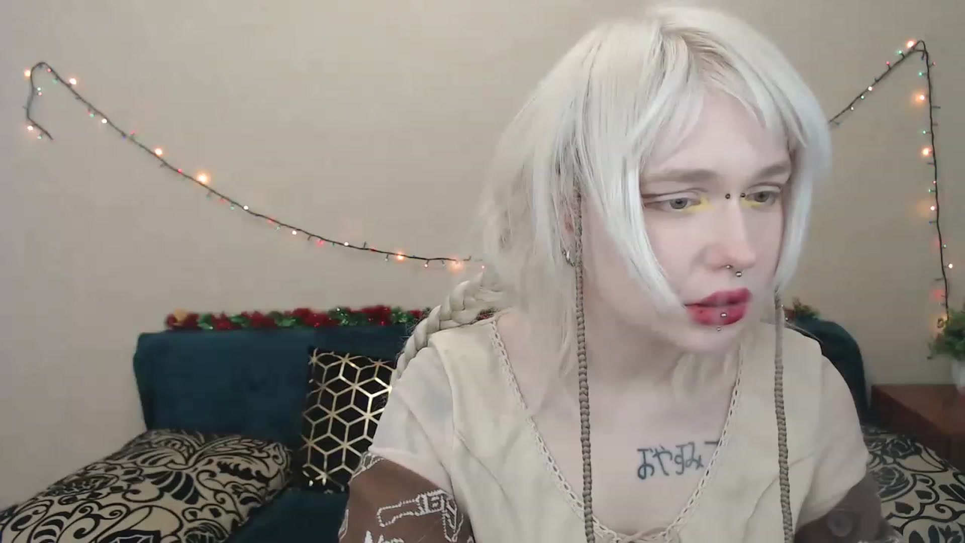 Gallery image thumbnail from Killinna's myfreecams stream on, 02/17/2023, 16:00 image 1 of 20