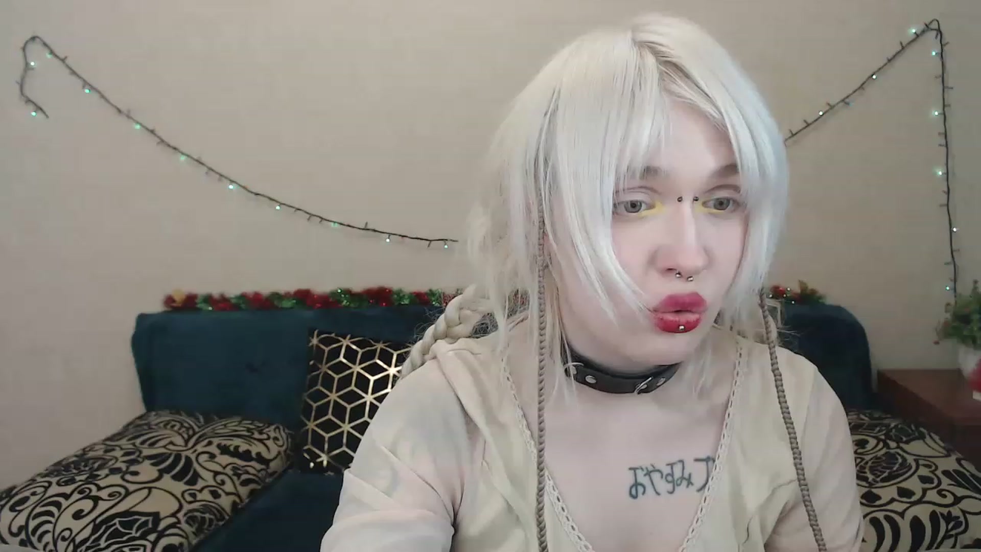 Gallery image thumbnail from Killinna's myfreecams stream on, 02/17/2023, 16:00 image 4 of 20