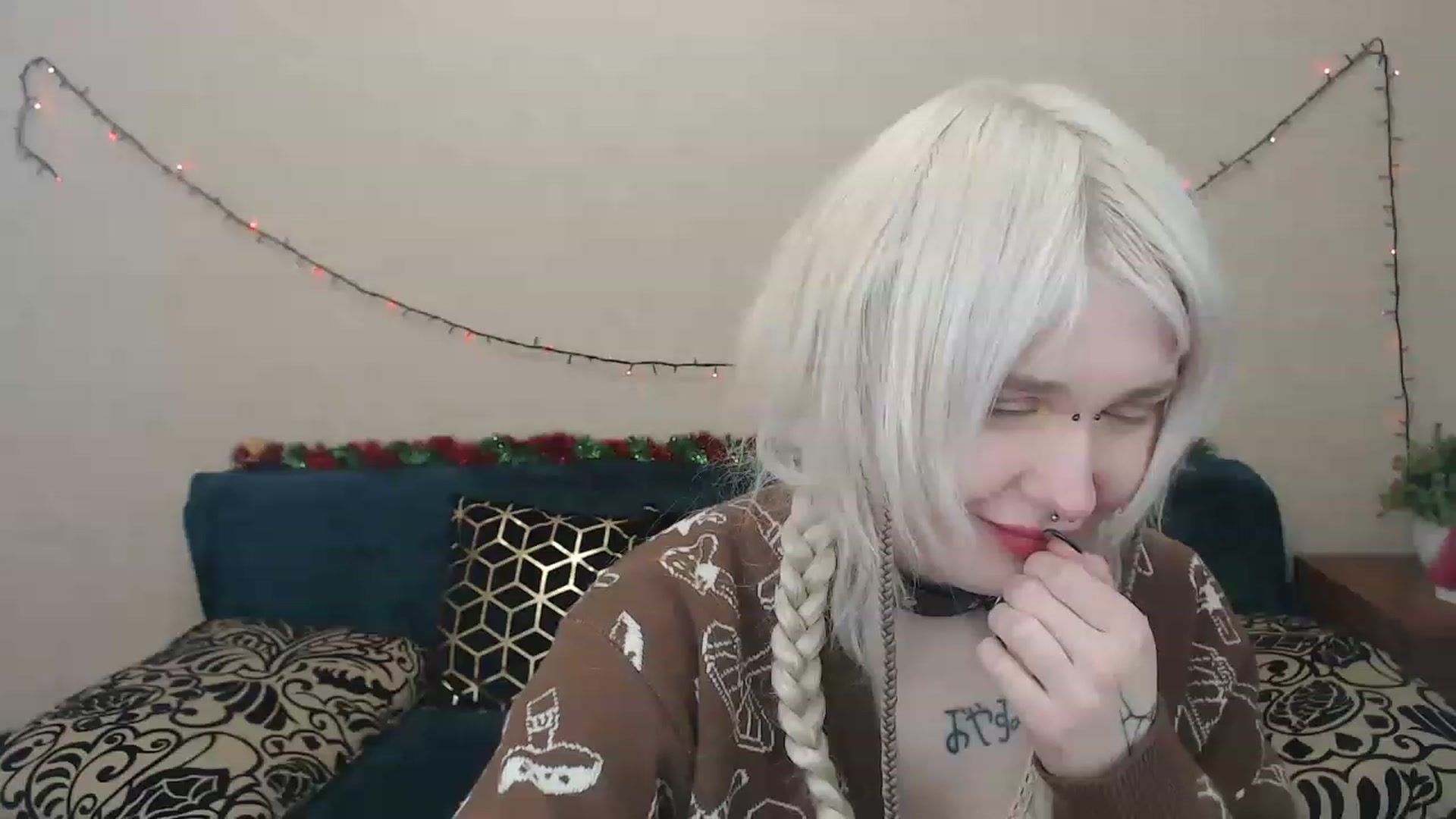 Gallery image thumbnail from Killinna's myfreecams stream on, 02/17/2023, 18:09 image 18 of 20