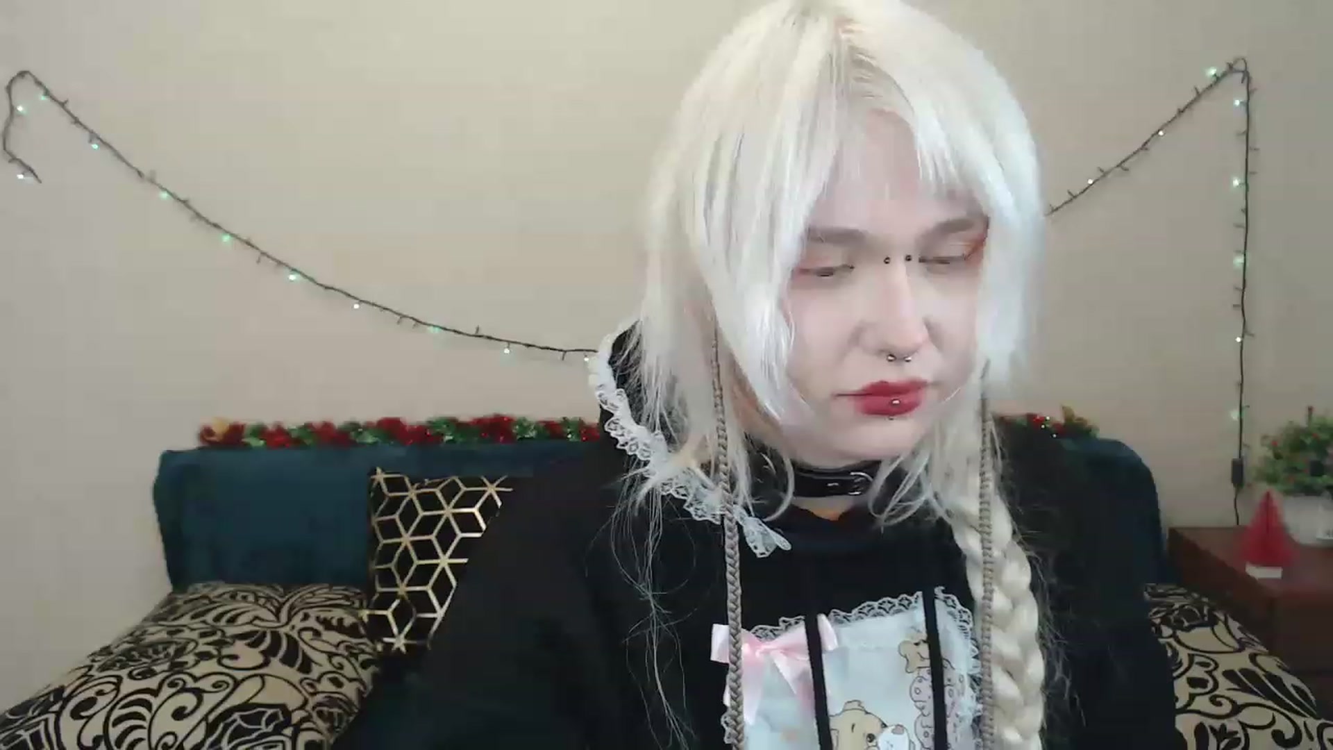 Gallery image thumbnail from Killinna's myfreecams stream on, 02/18/2023, 15:25 image 2 of 20