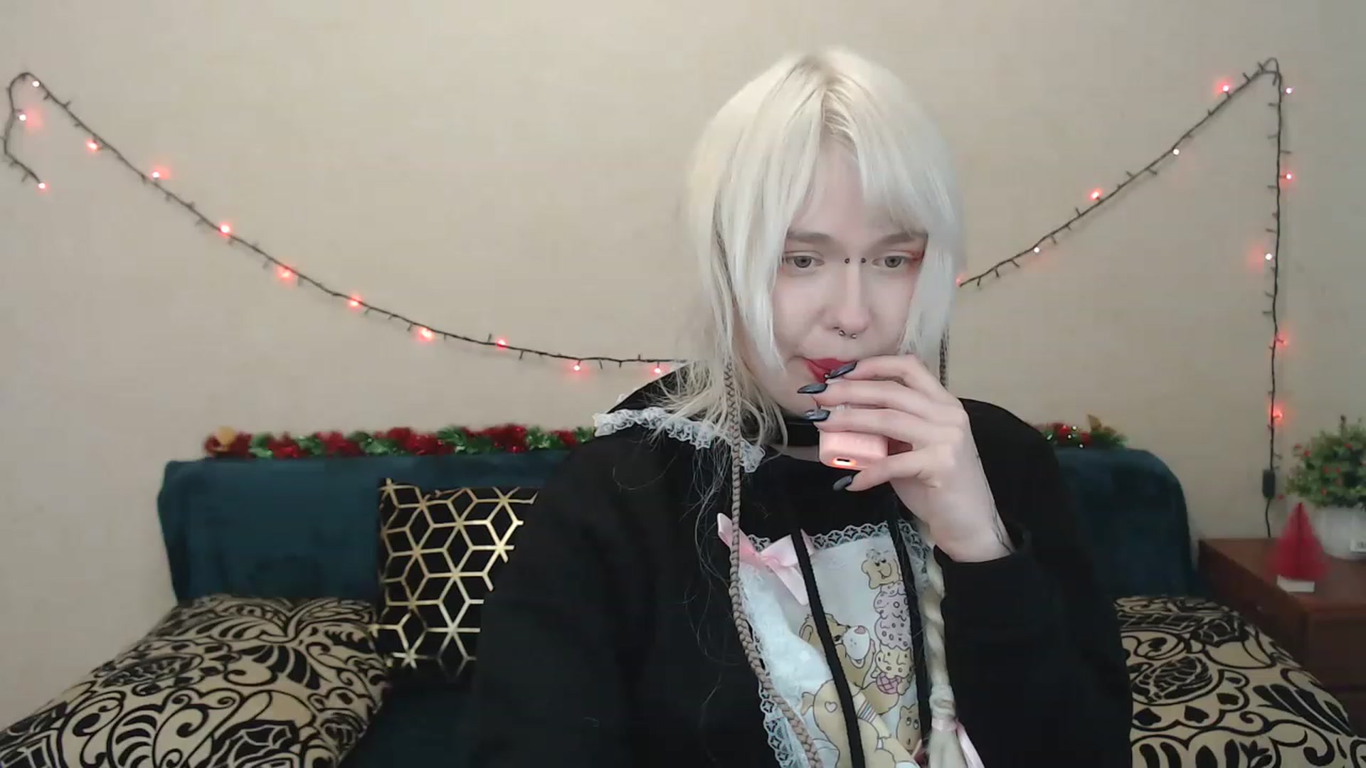 Gallery image thumbnail from Killinna's myfreecams stream on, 02/18/2023, 15:25 image 12 of 20