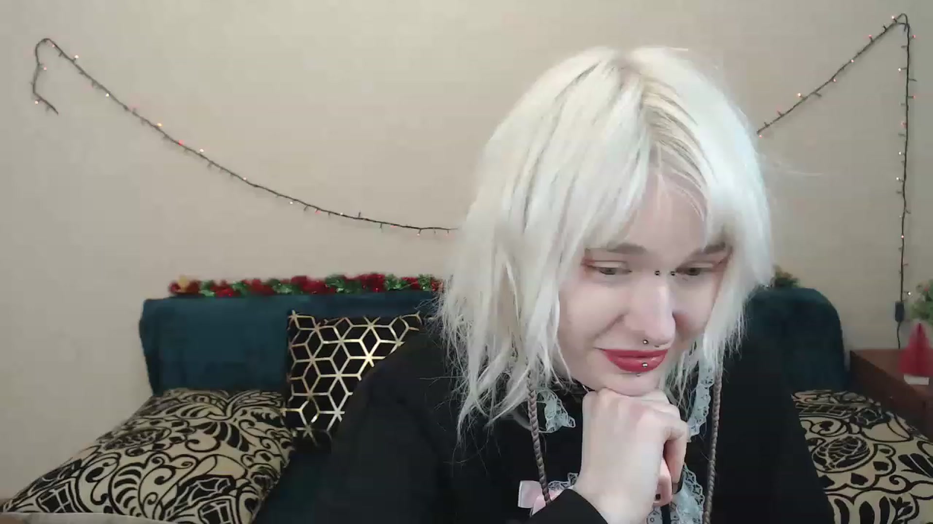 Gallery image thumbnail from Killinna's myfreecams stream on, 02/18/2023, 18:15 image 18 of 20