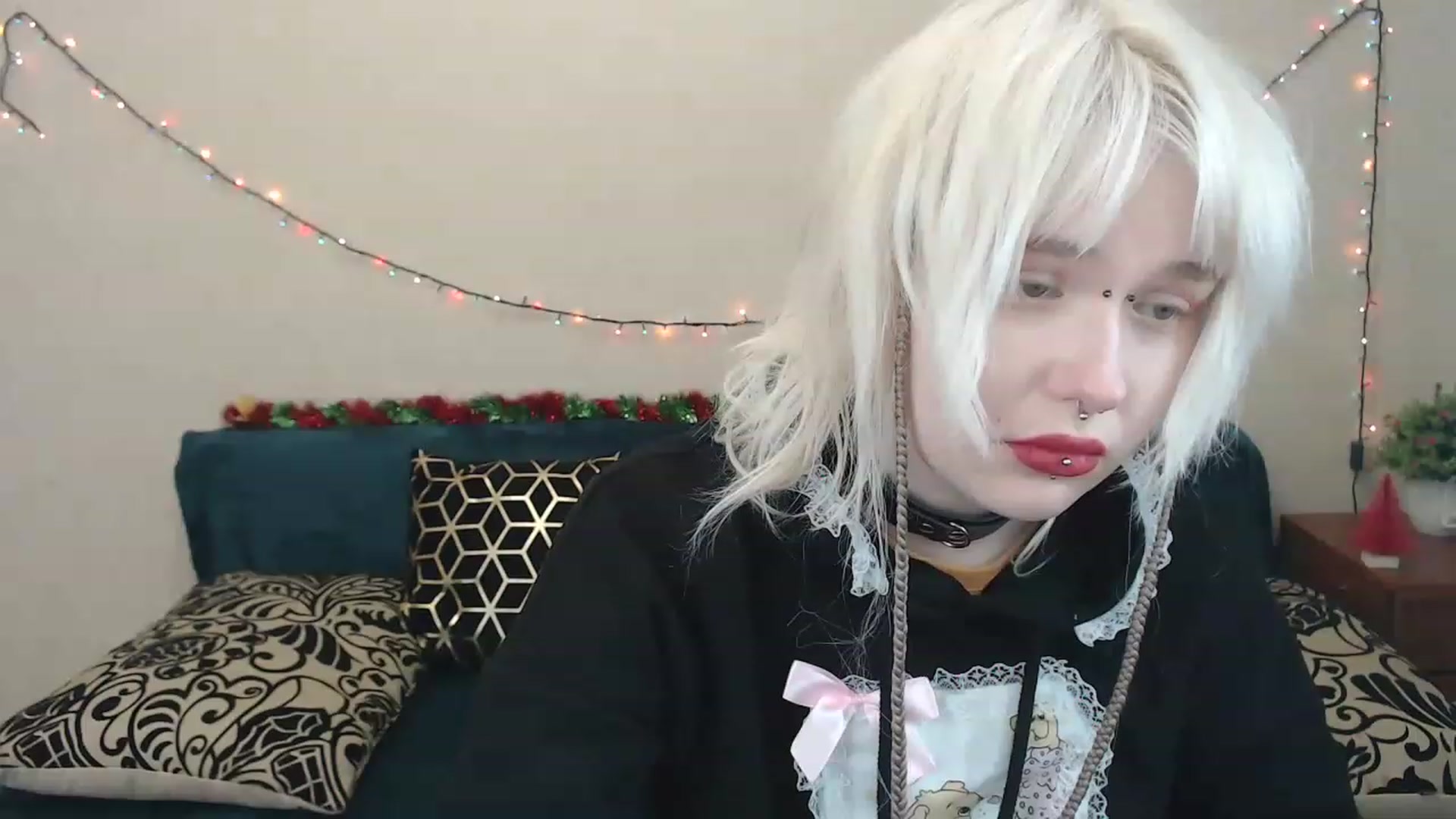 Gallery image thumbnail from Killinna's myfreecams stream on, 02/18/2023, 18:15 image 4 of 20