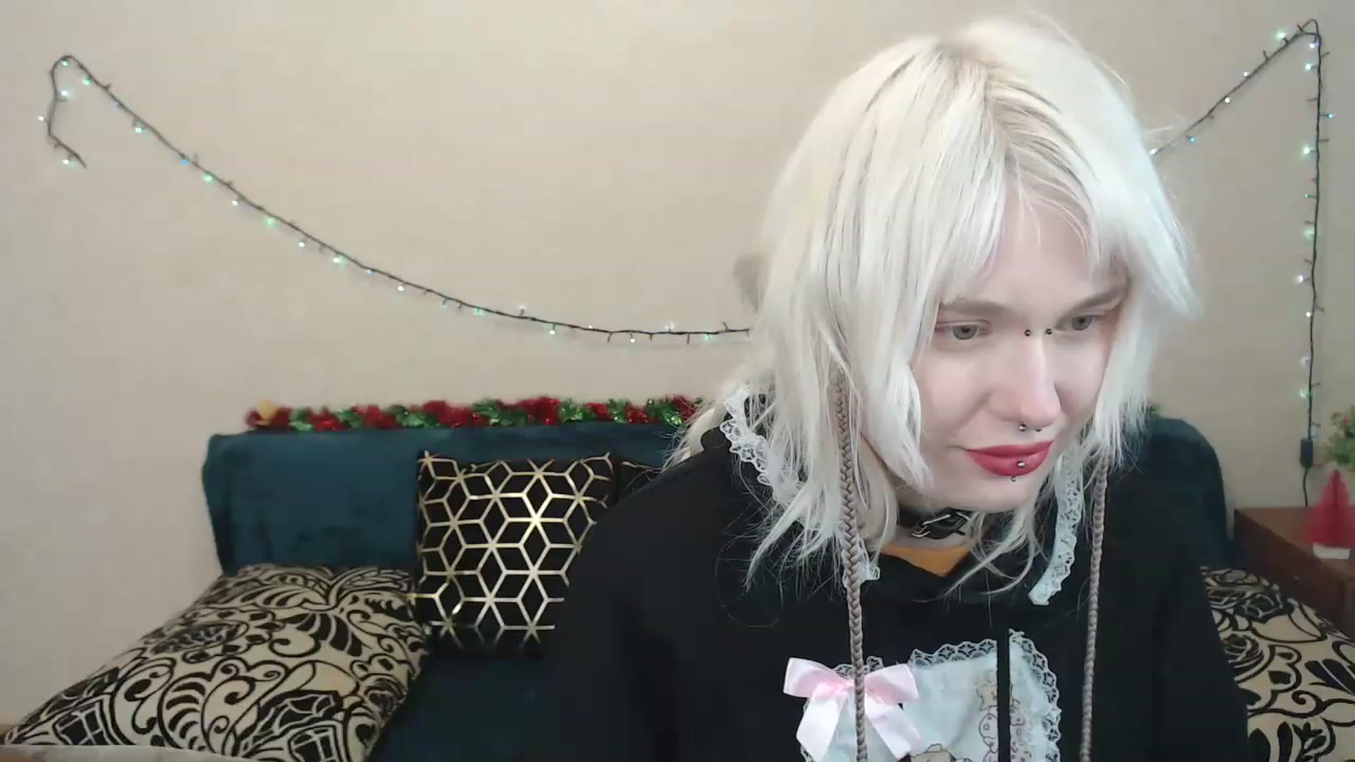Gallery image thumbnail from Killinna's myfreecams stream on, 02/18/2023, 18:15 image 16 of 20