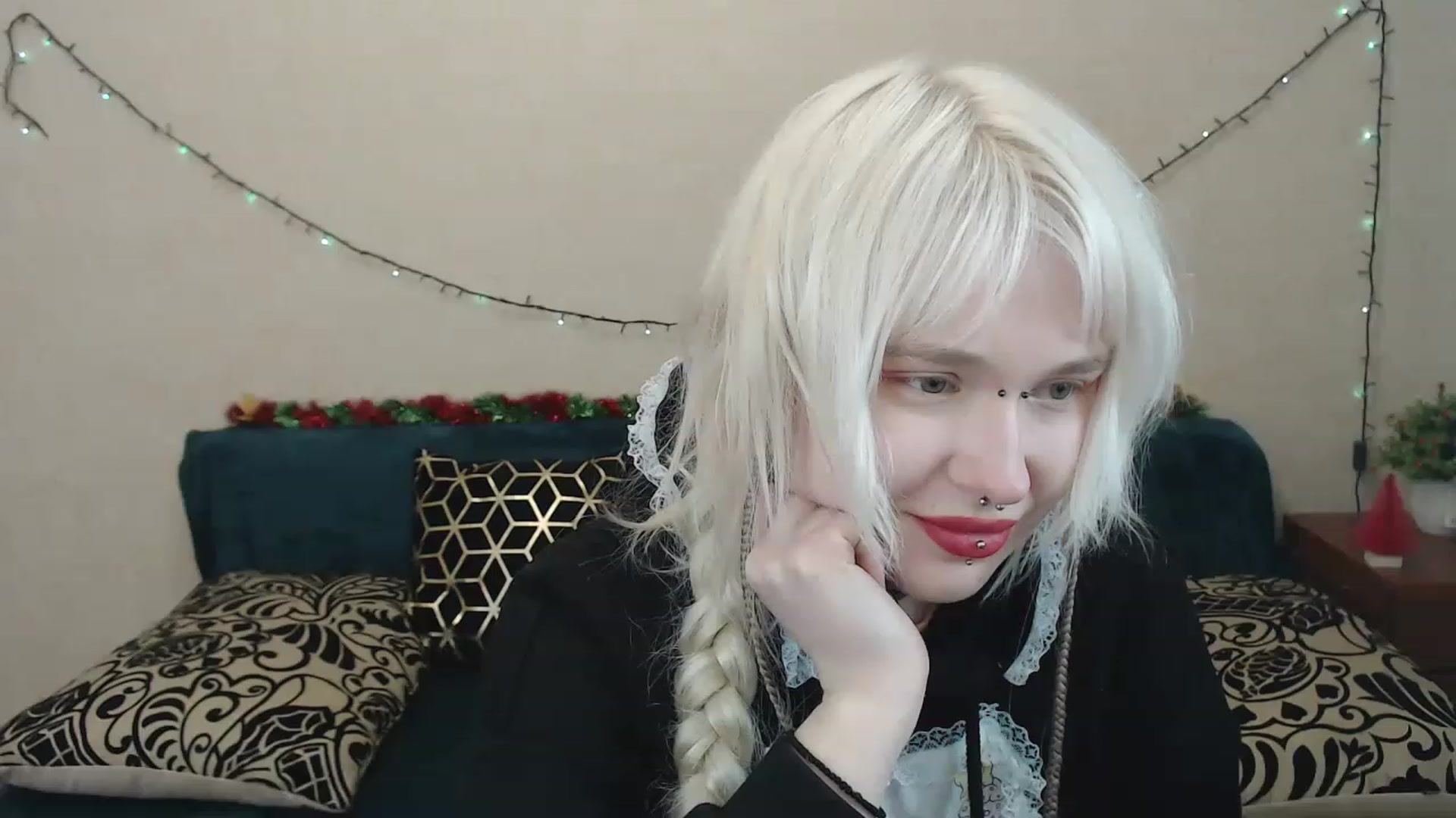 Gallery image thumbnail from Killinna's myfreecams stream on, 02/18/2023, 18:15 image 10 of 20