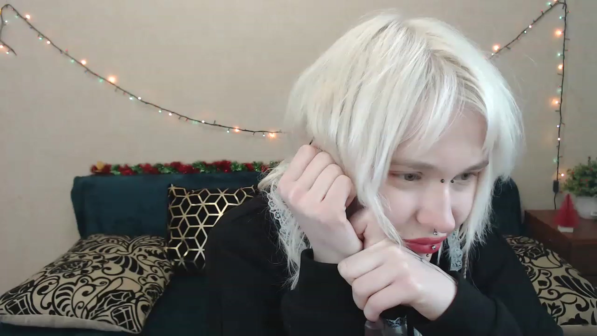 Gallery image thumbnail from Killinna's myfreecams stream on, 02/18/2023, 18:15 image 6 of 20
