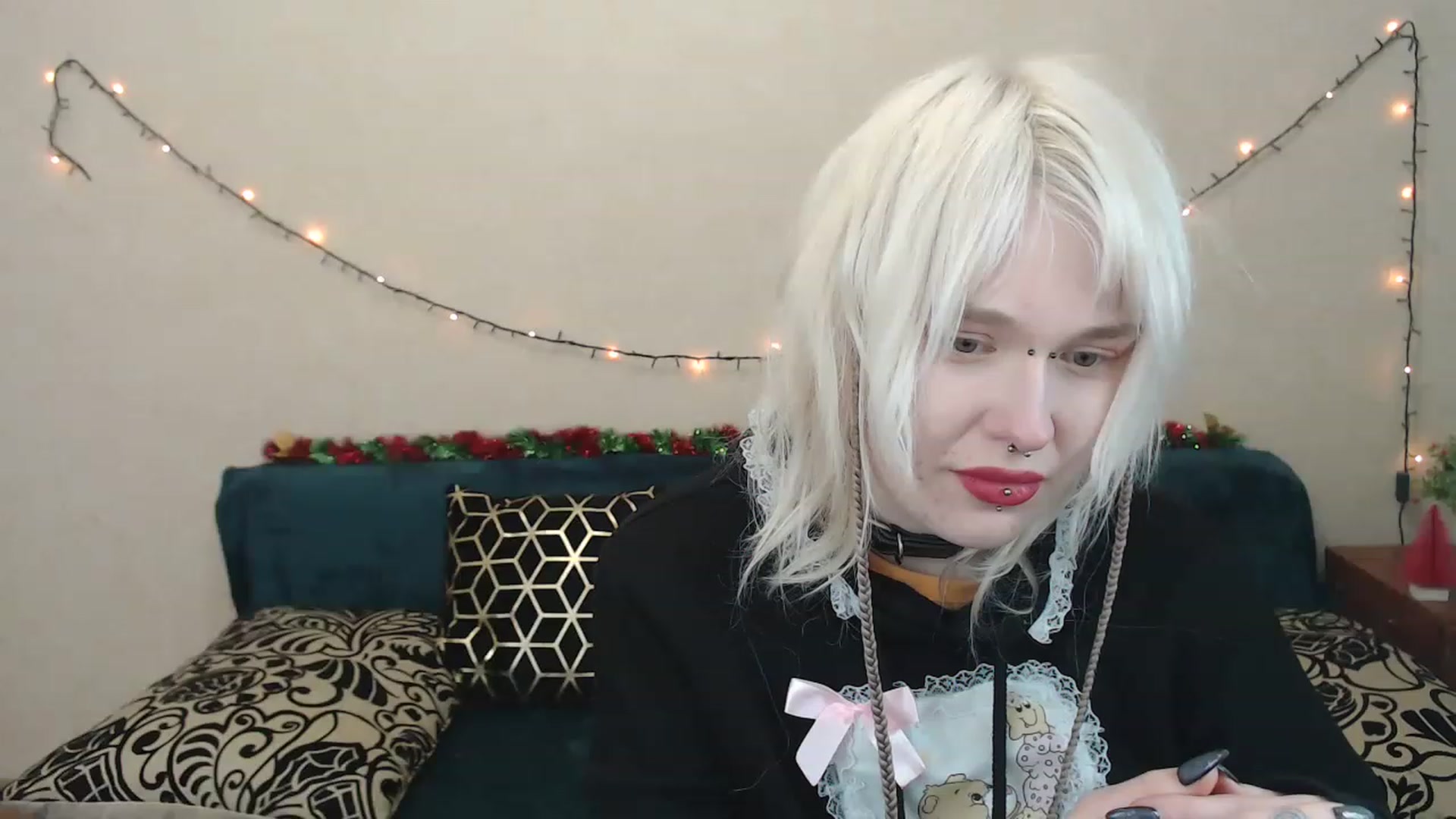 Gallery image thumbnail from Killinna's myfreecams stream on, 02/18/2023, 18:15 image 19 of 20