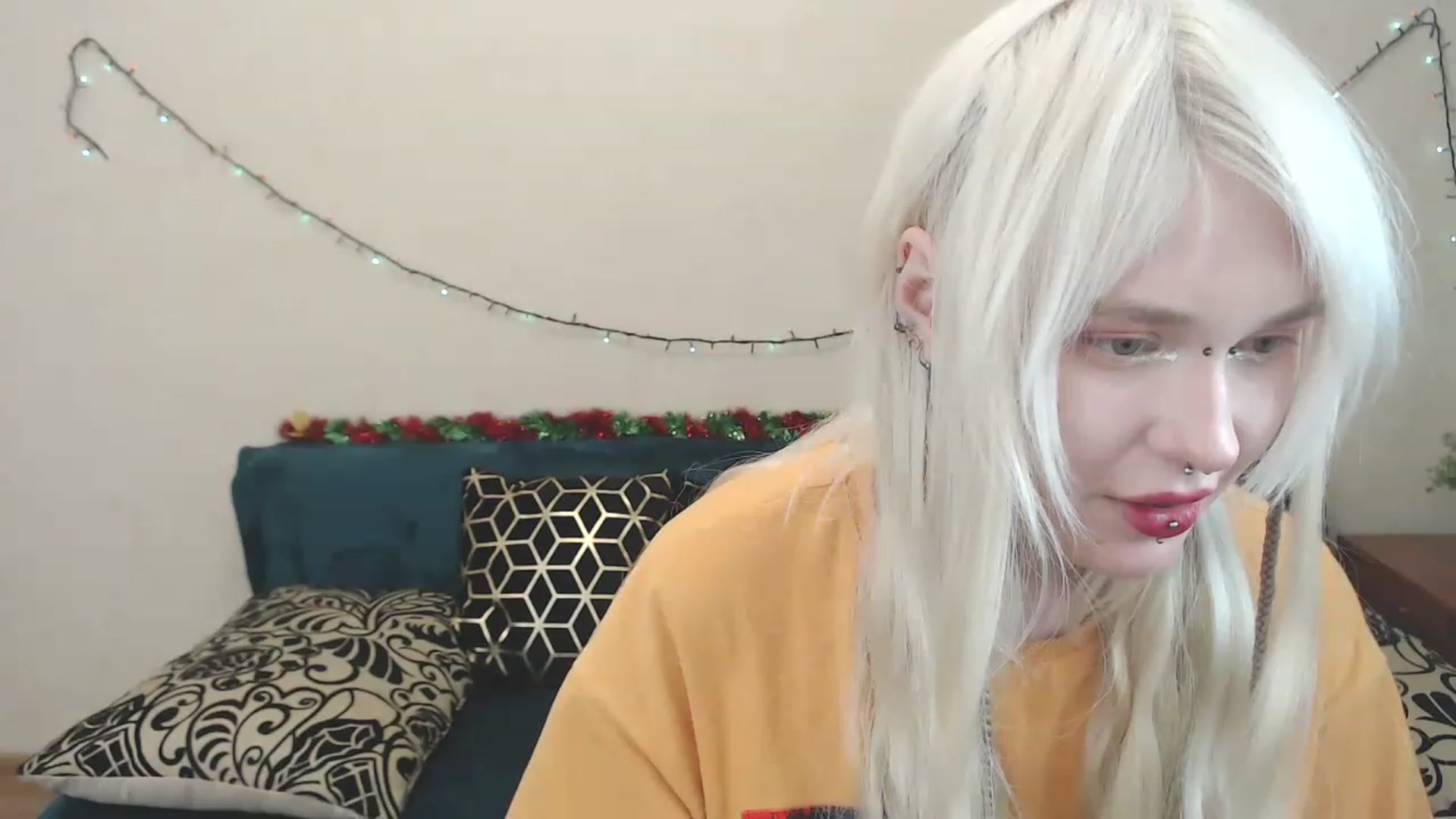 Gallery image thumbnail from Killinna's myfreecams stream on, 02/19/2023, 15:05 image 2 of 20