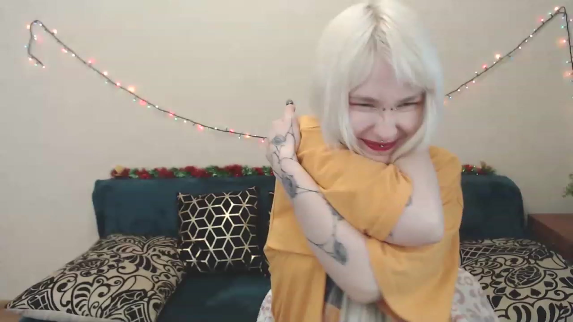 Gallery image thumbnail from Killinna's myfreecams stream on, 02/19/2023, 18:07 image 10 of 20