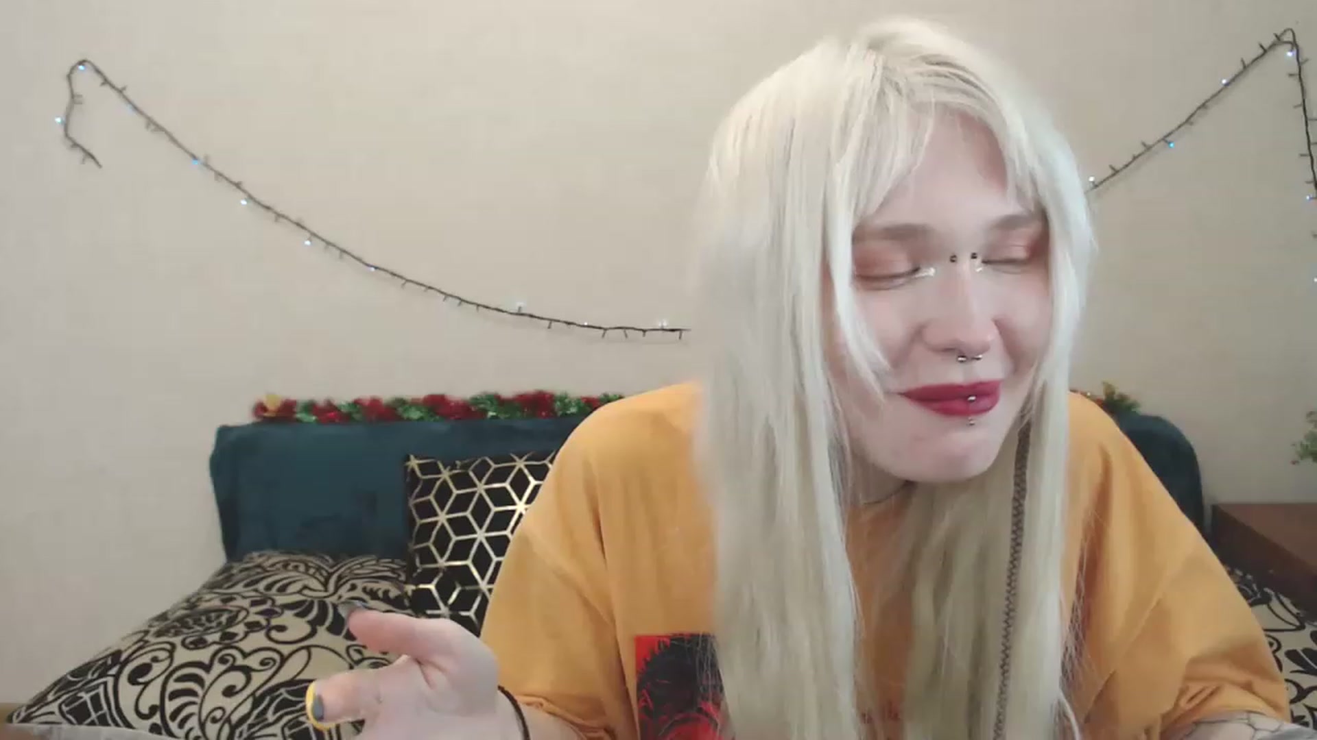 Gallery image thumbnail from Killinna's myfreecams stream on, 02/19/2023, 18:07 image 9 of 20