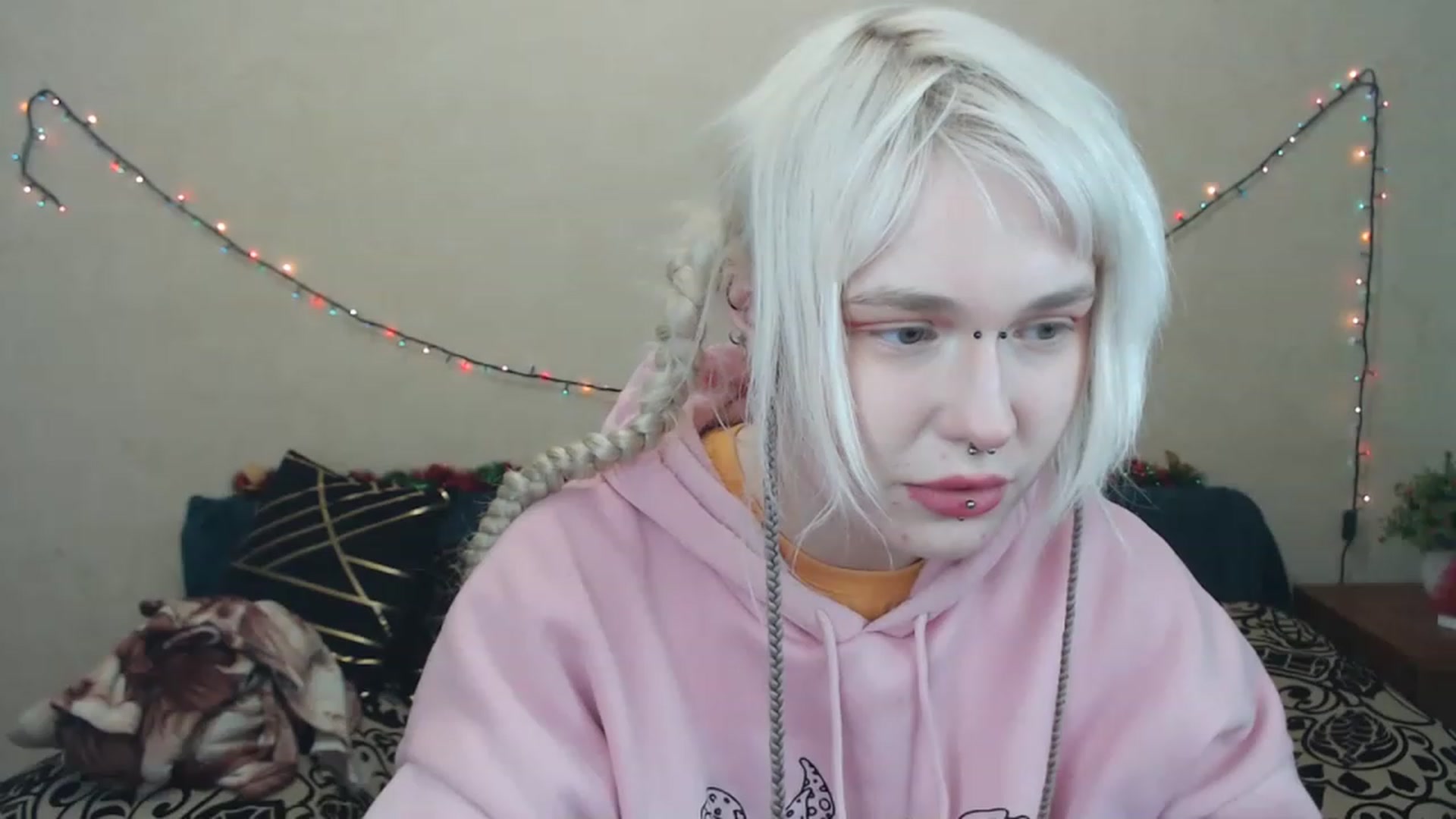 Gallery image thumbnail from Killinna's myfreecams stream on, 02/25/2023, 18:28 image 13 of 20