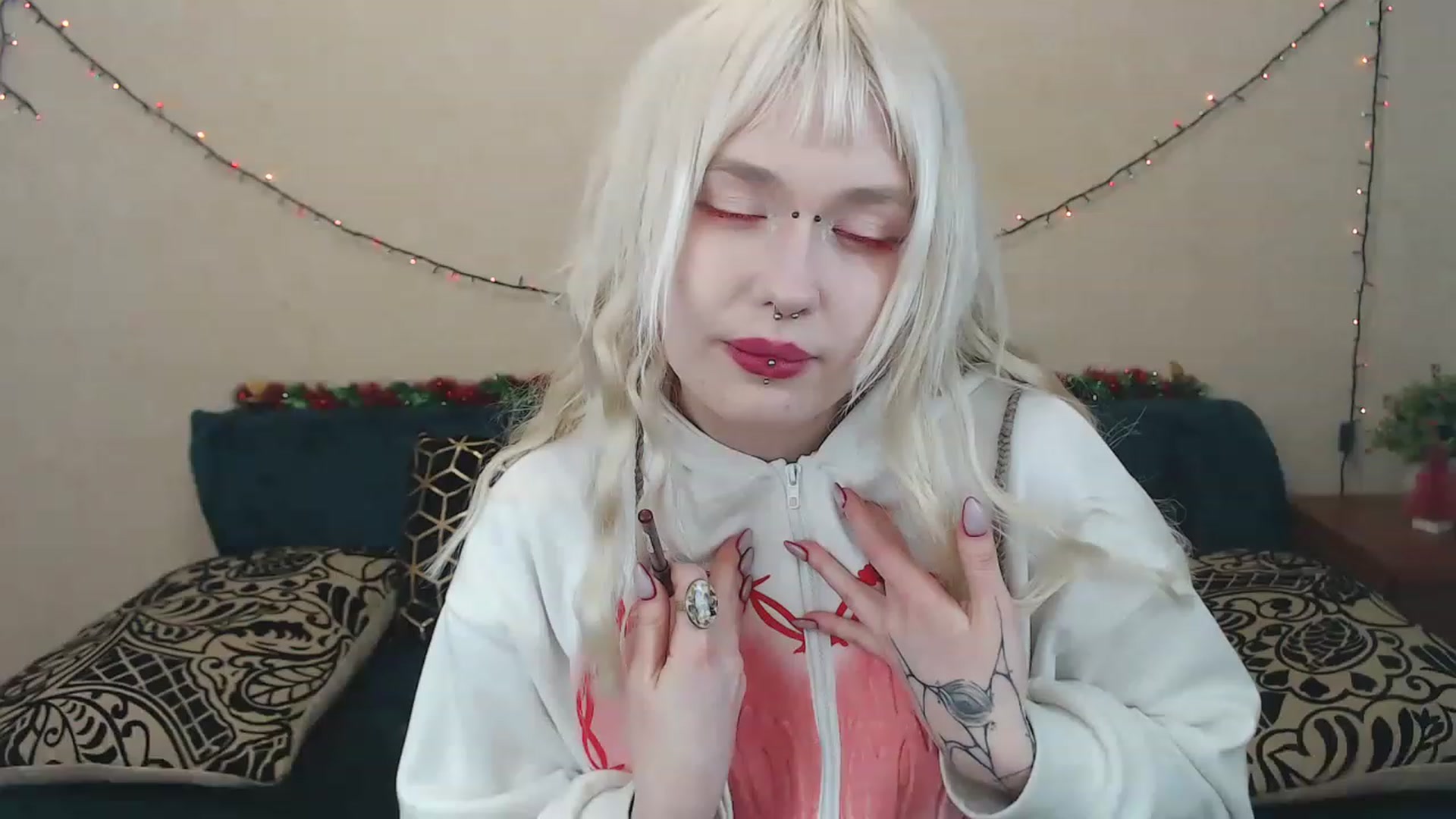 Gallery image thumbnail from Killinna's myfreecams stream on, 02/28/2023, 18:13 image 10 of 20