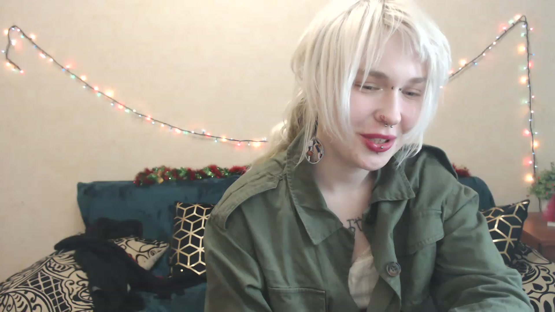 Gallery image thumbnail from Killinna's myfreecams stream on, 03/08/2023, 17:42 image 19 of 20