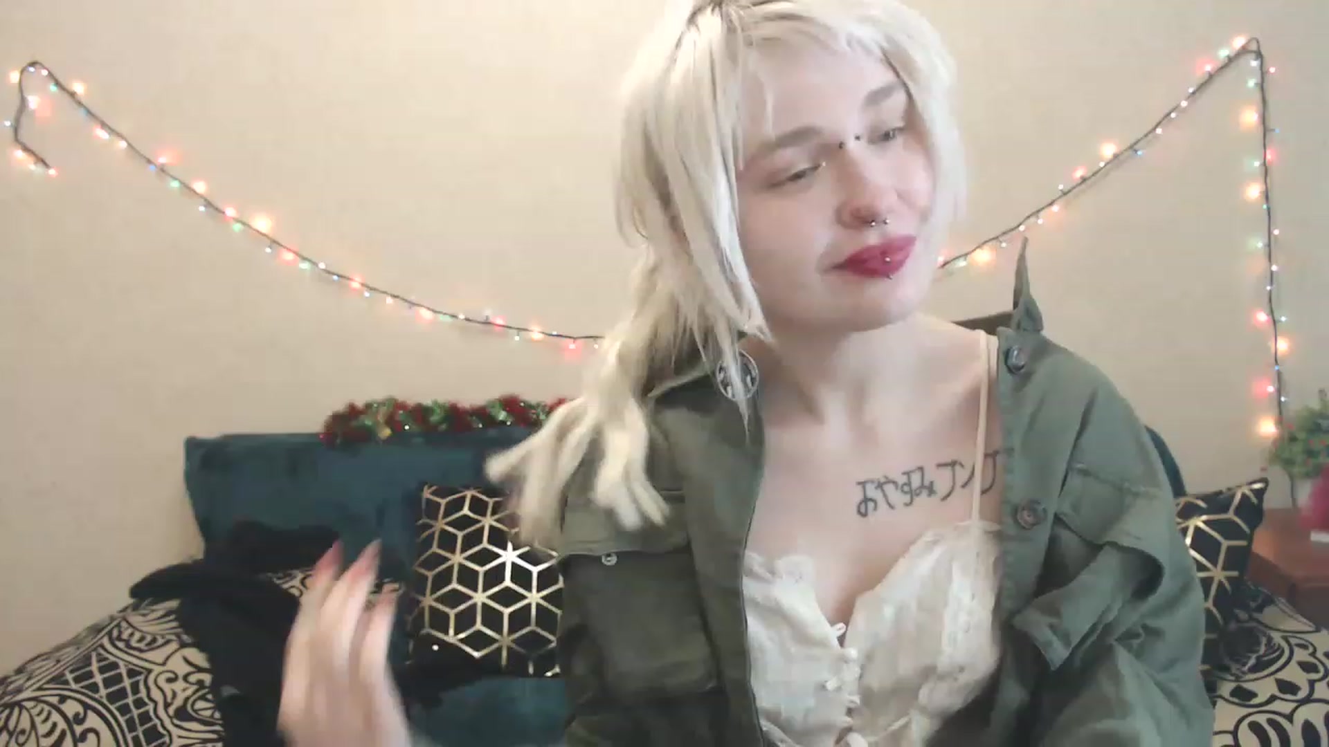 Gallery image thumbnail from Killinna's myfreecams stream on, 03/08/2023, 17:42 image 20 of 20
