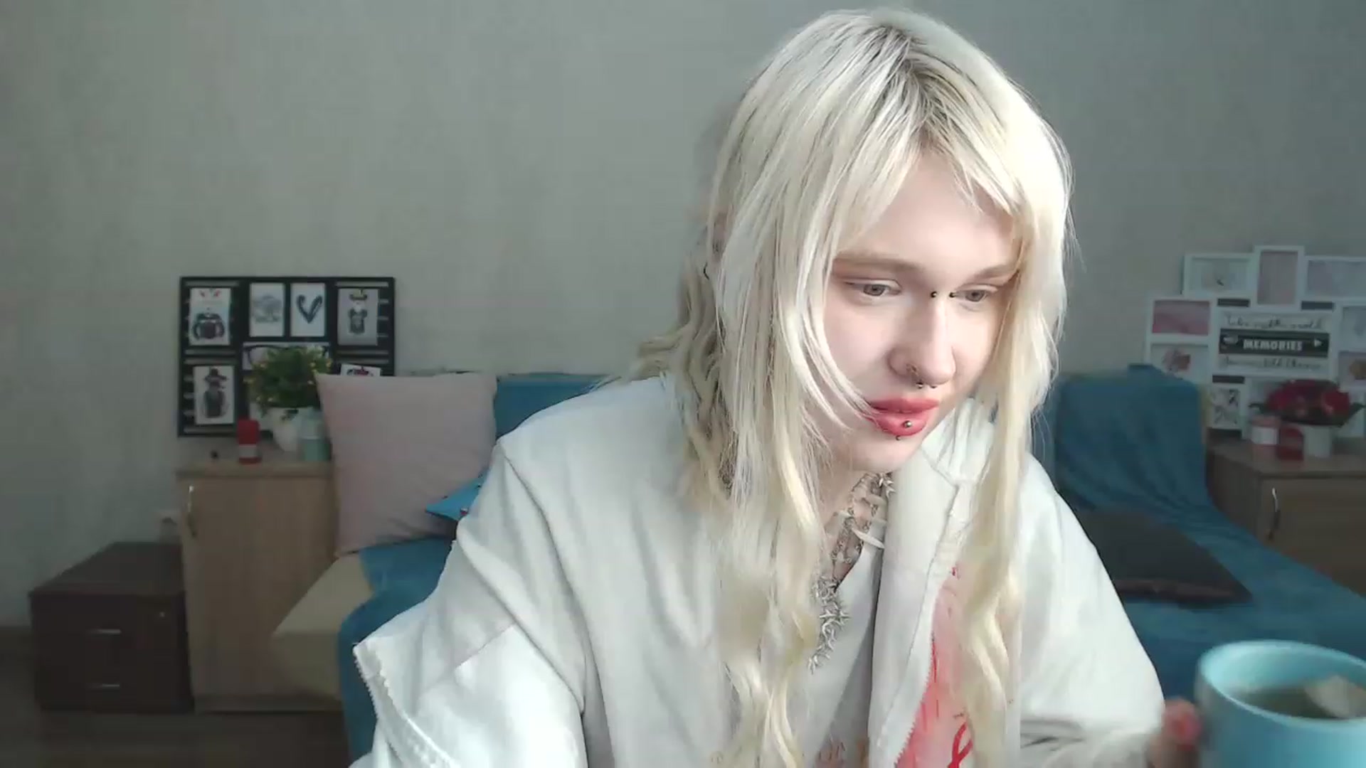 Gallery image thumbnail from Killinna's myfreecams stream on, 03/12/2023, 16:46 image 10 of 20