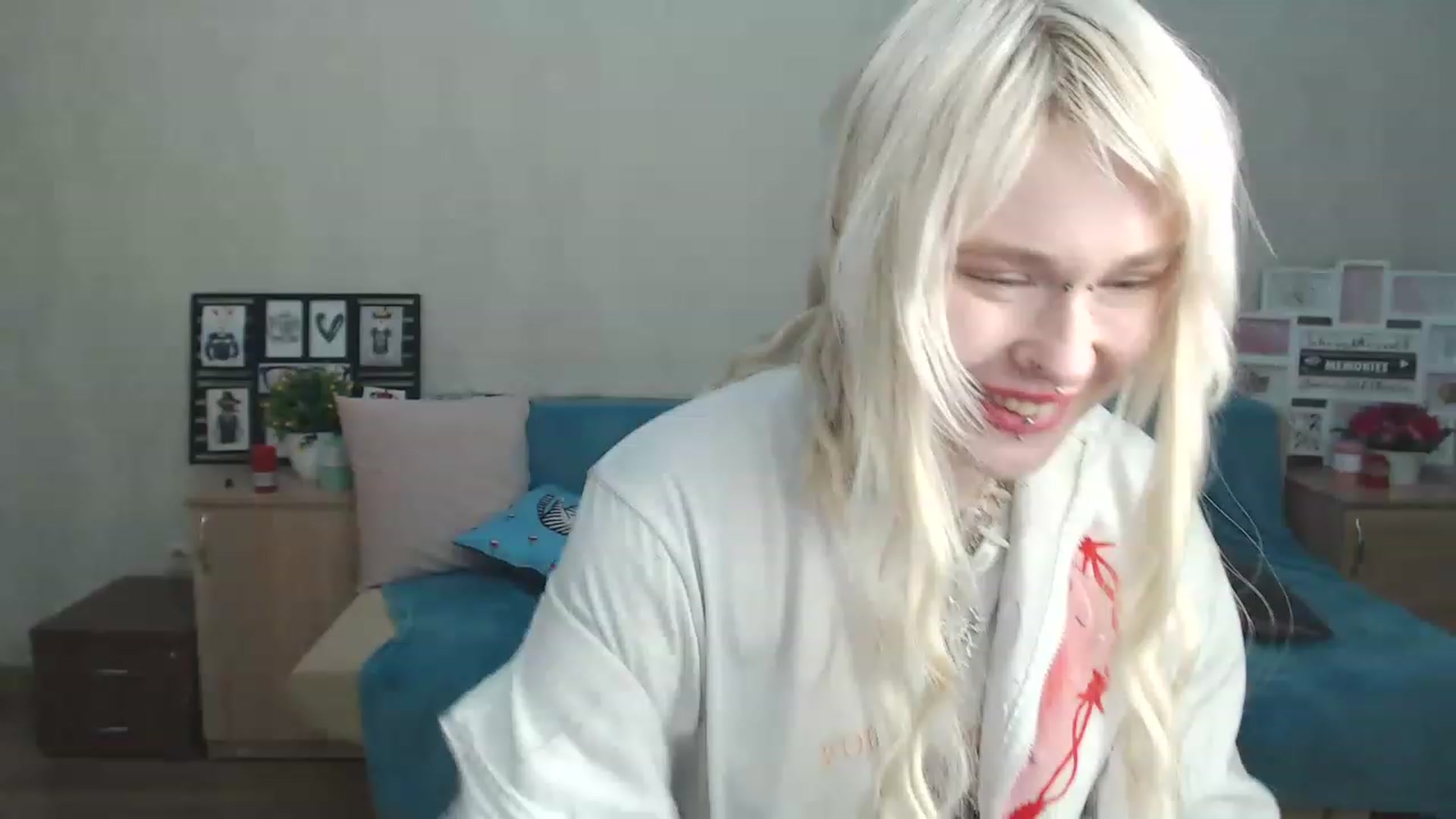 Gallery image thumbnail from Killinna's myfreecams stream on, 03/12/2023, 16:46 image 12 of 20