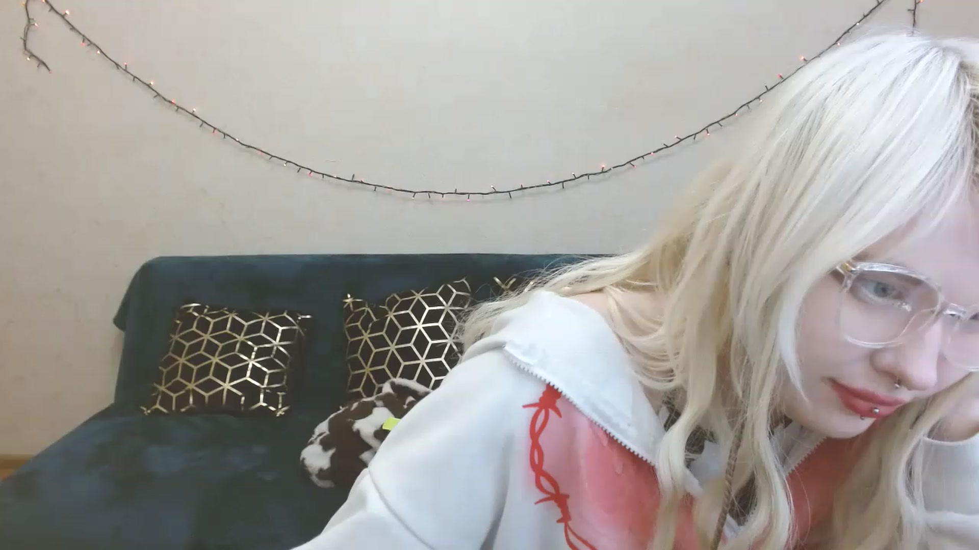 Gallery image thumbnail from Killinna's myfreecams stream on, 03/18/2023, 16:02 image 12 of 20