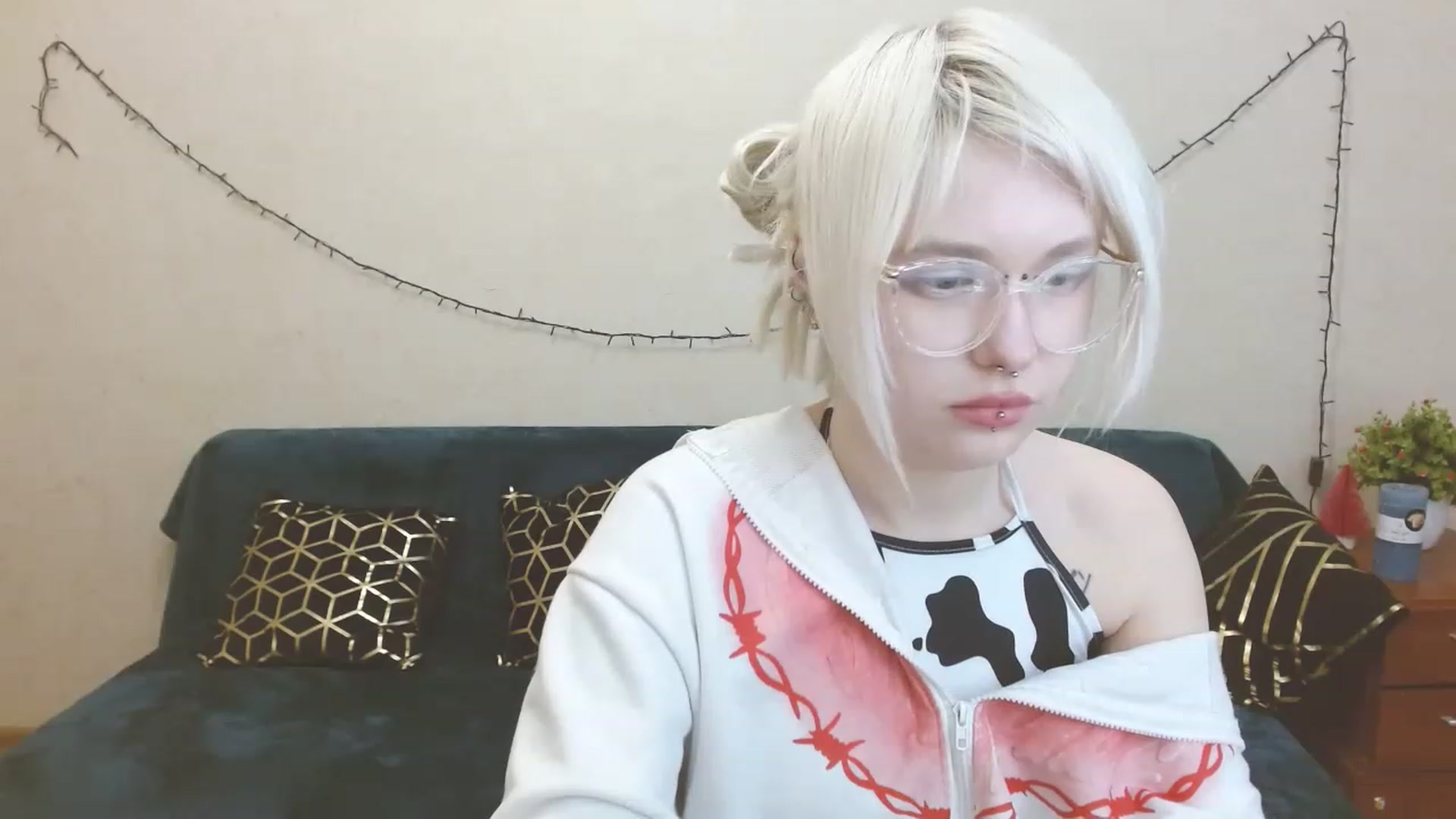 Gallery image thumbnail from Killinna's myfreecams stream on, 03/18/2023, 18:14 image 16 of 20