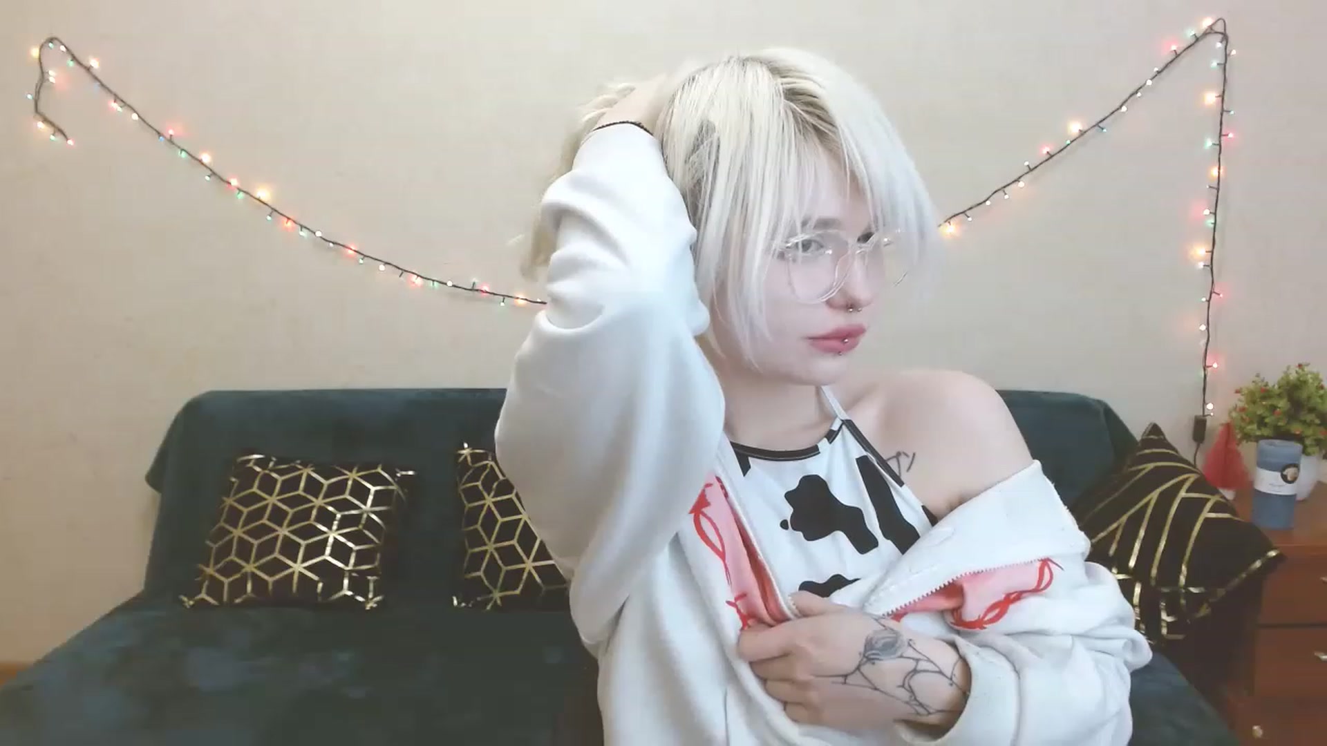 Gallery image thumbnail from Killinna's myfreecams stream on, 03/18/2023, 18:14 image 13 of 20