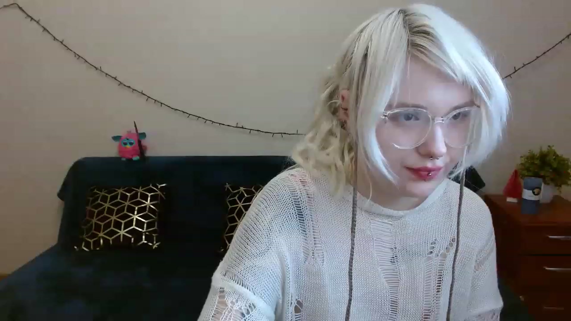Gallery image thumbnail from Killinna's myfreecams stream on, 03/19/2023, 16:19 image 3 of 20