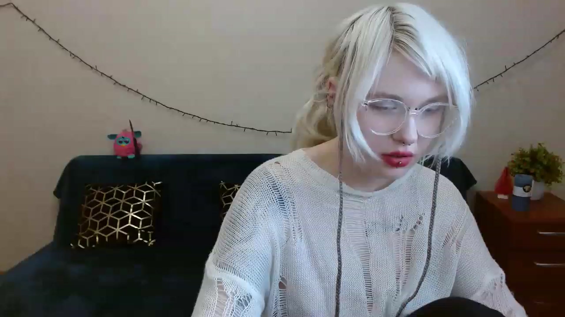 Gallery image thumbnail from Killinna's myfreecams stream on, 03/19/2023, 16:19 image 14 of 20