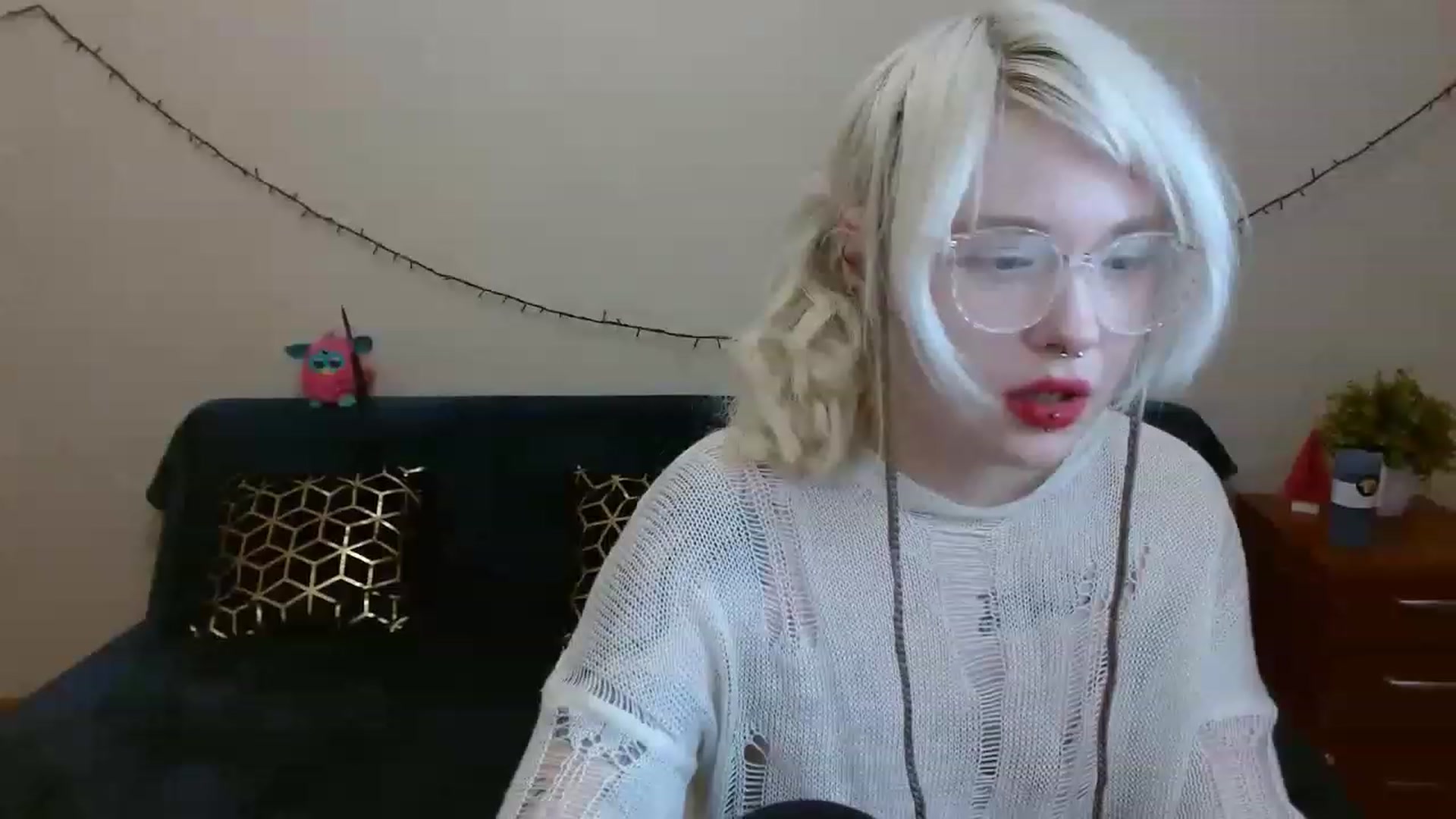 Gallery image thumbnail from Killinna's myfreecams stream on, 03/19/2023, 16:19 image 7 of 20