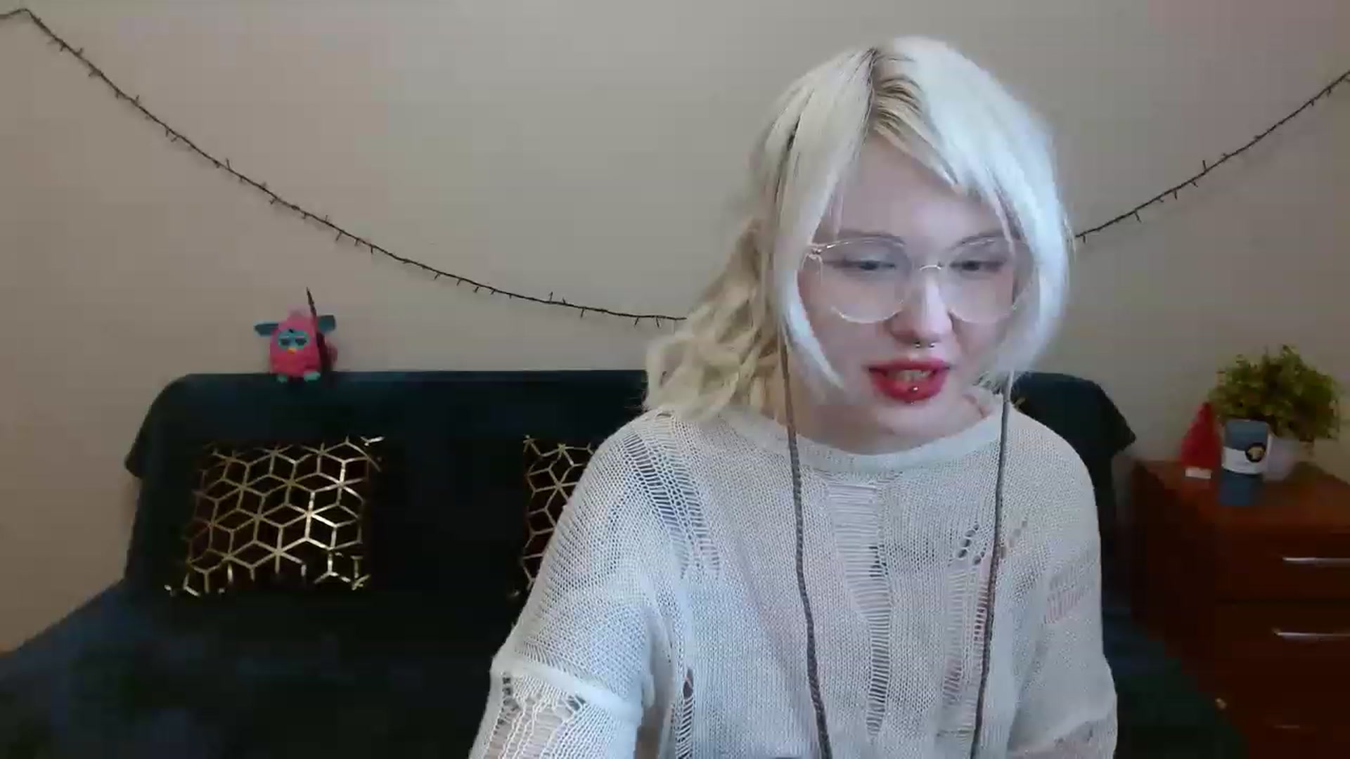 Gallery image thumbnail from Killinna's myfreecams stream on, 03/19/2023, 16:19 image 11 of 20