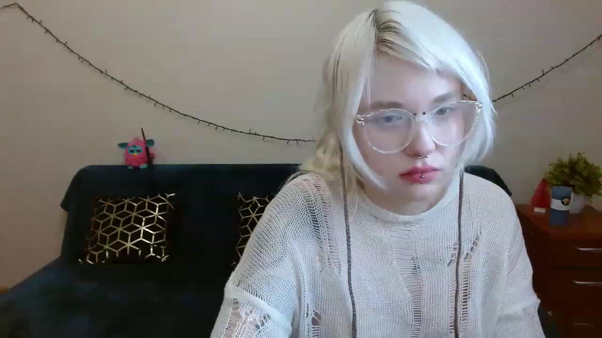 Gallery image thumbnail from Killinna's myfreecams stream on, 03/19/2023, 16:19 image 2 of 20