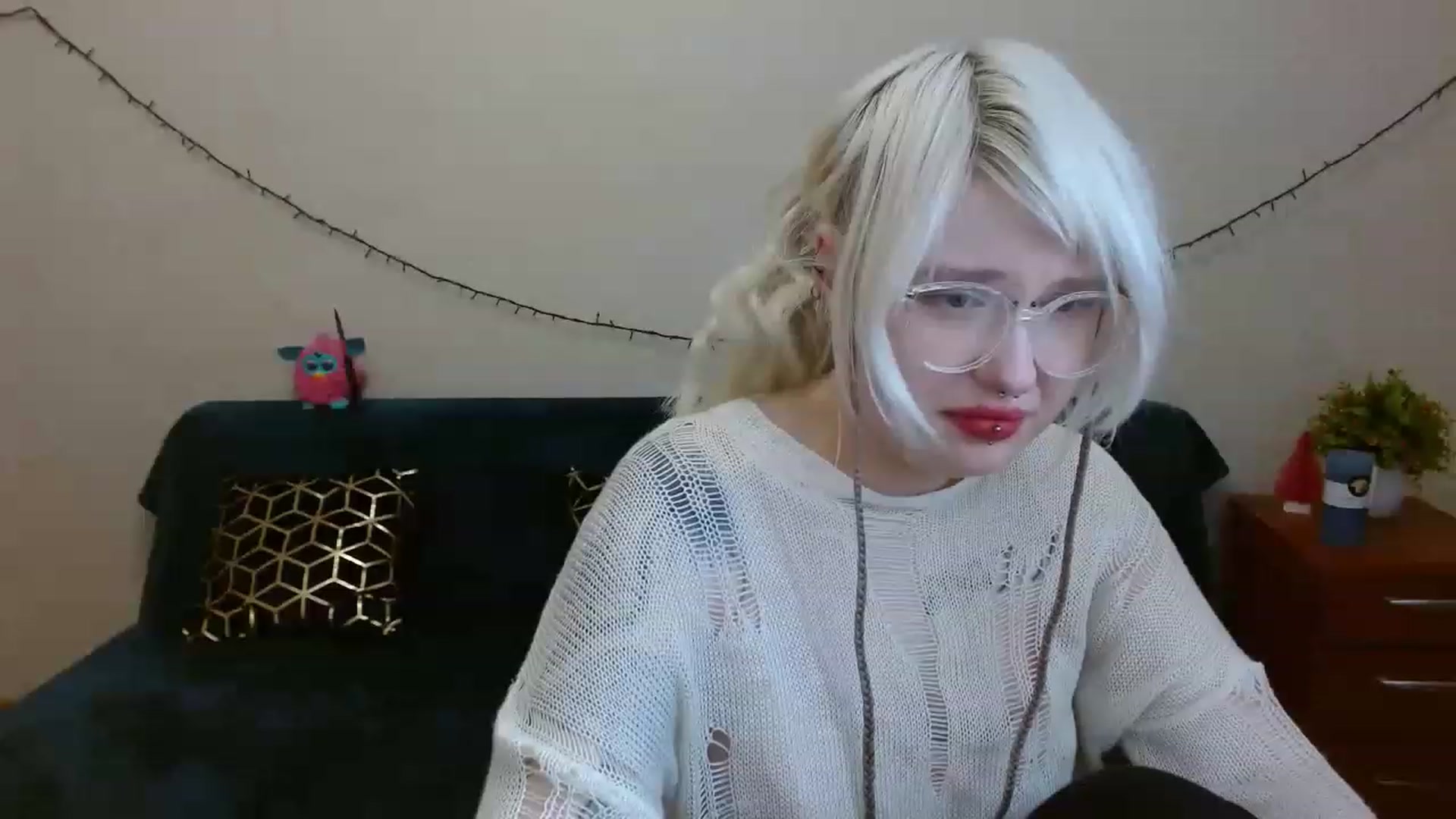 Gallery image thumbnail from Killinna's myfreecams stream on, 03/19/2023, 16:19 image 18 of 20