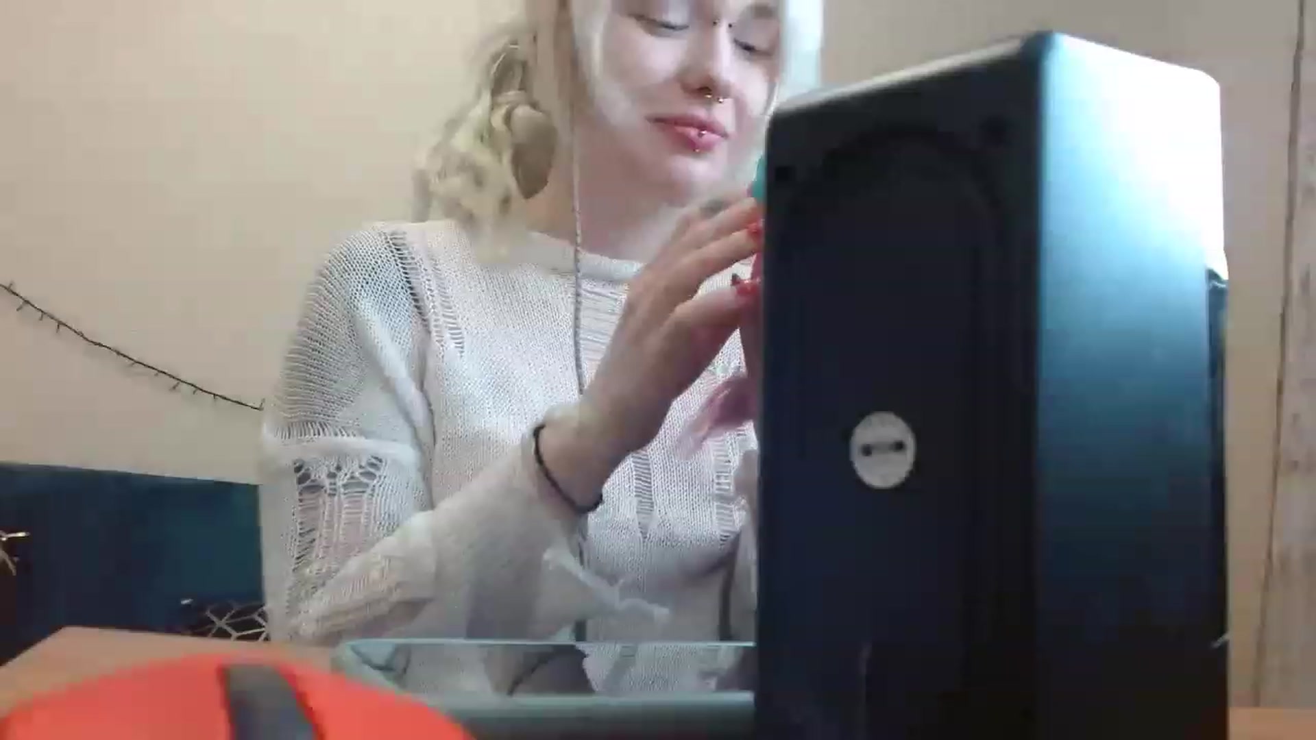 Gallery image thumbnail from Killinna's myfreecams stream on, 03/19/2023, 17:16 image 17 of 20