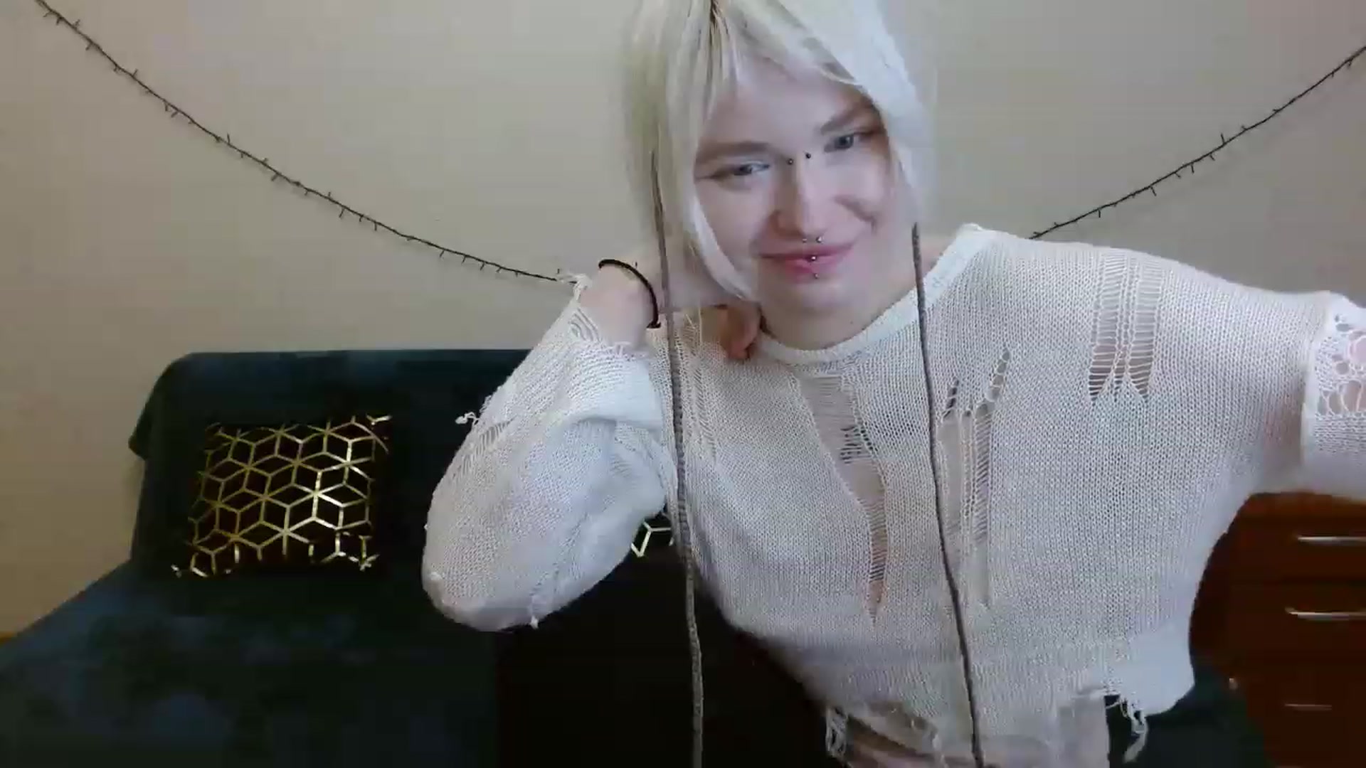 Gallery image thumbnail from Killinna's myfreecams stream on, 03/19/2023, 18:07 image 19 of 20