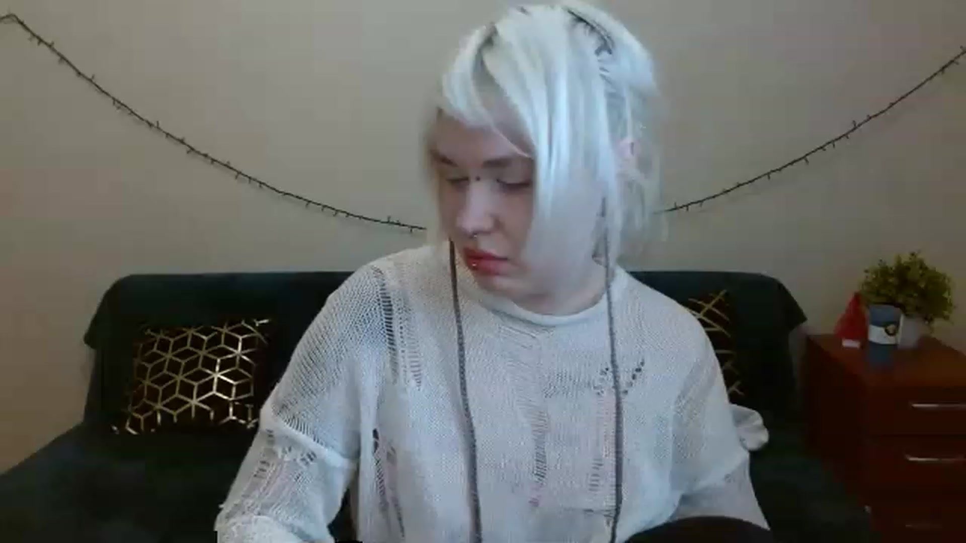 Gallery image thumbnail from Killinna's myfreecams stream on, 03/19/2023, 18:07 image 1 of 20