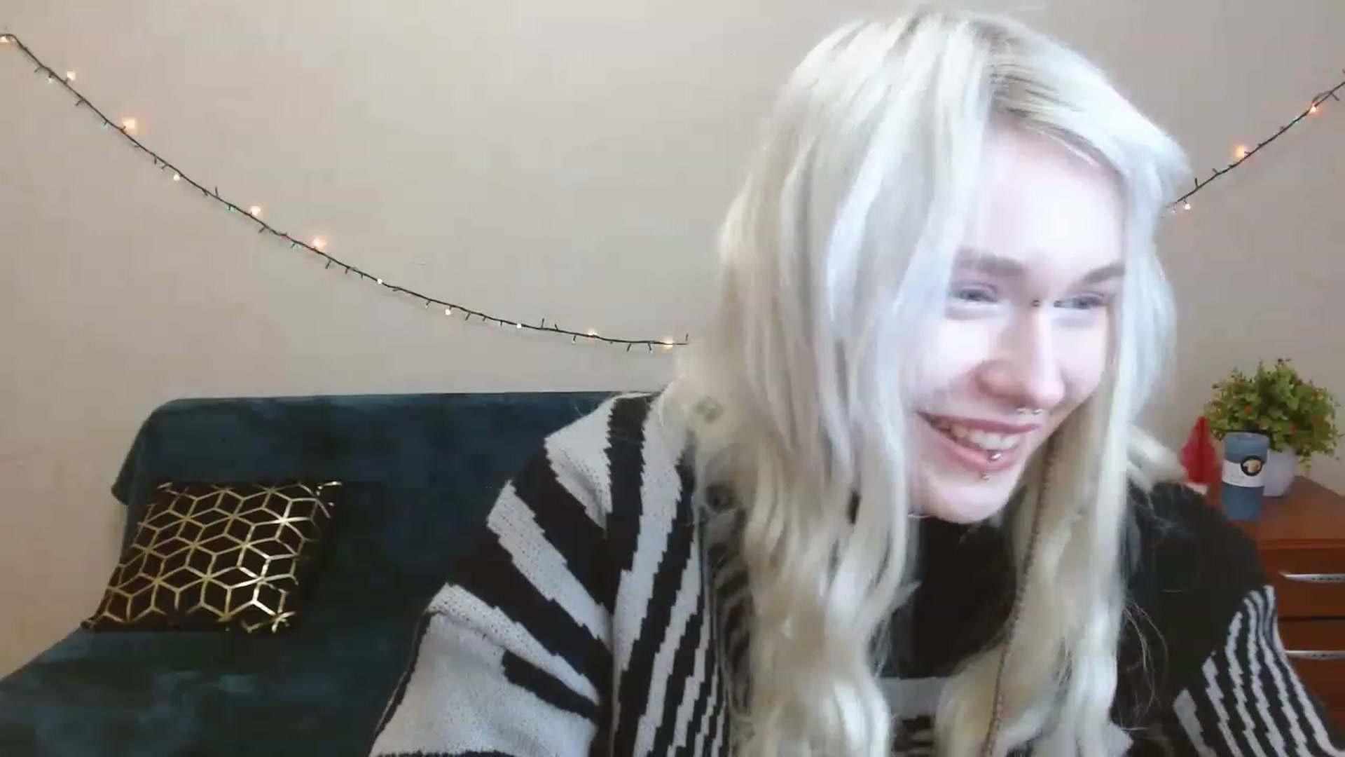 Gallery image thumbnail from Killinna's myfreecams stream on, 03/26/2023, 15:21 image 11 of 20