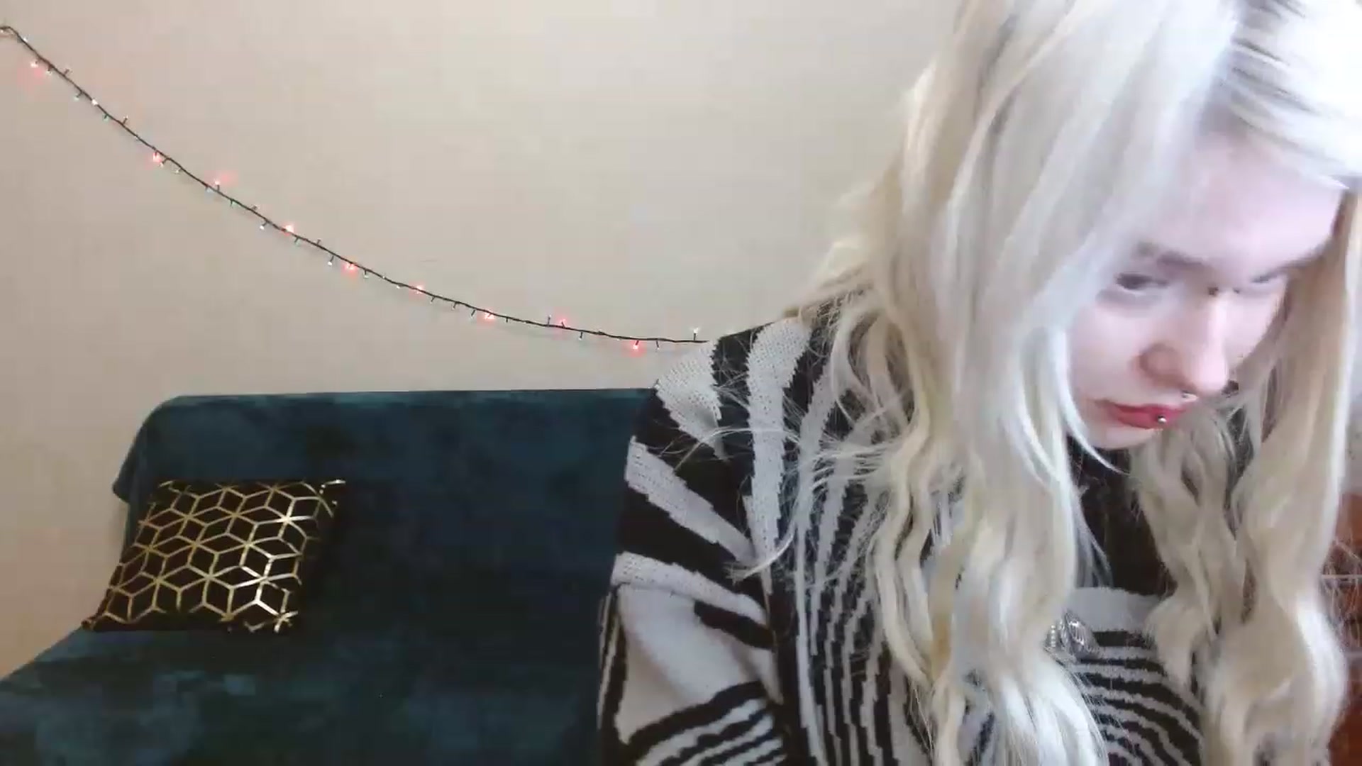 Gallery image thumbnail from Killinna's myfreecams stream on, 03/26/2023, 17:03 image 12 of 20