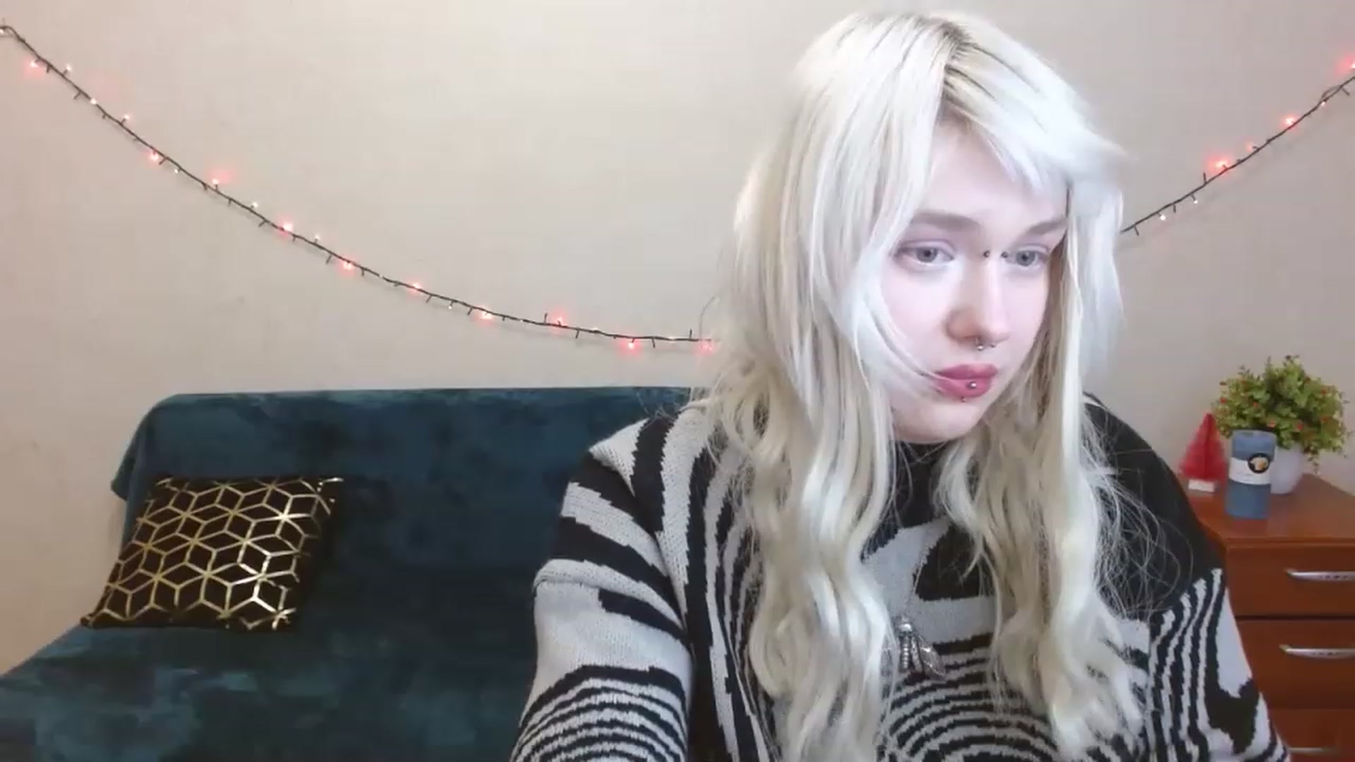 Gallery image thumbnail from Killinna's myfreecams stream on, 03/26/2023, 17:03 image 16 of 20