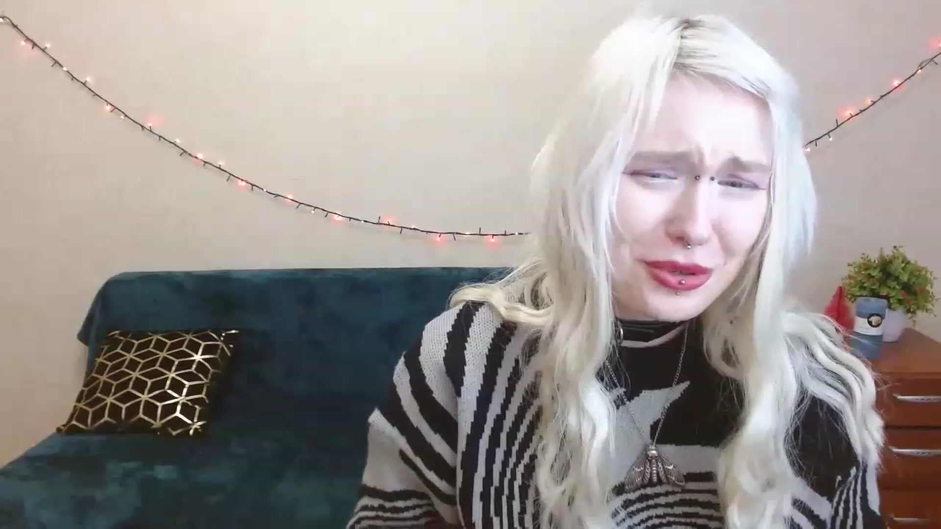 Gallery image thumbnail from Killinna's myfreecams stream on, 03/26/2023, 17:03 image 2 of 20