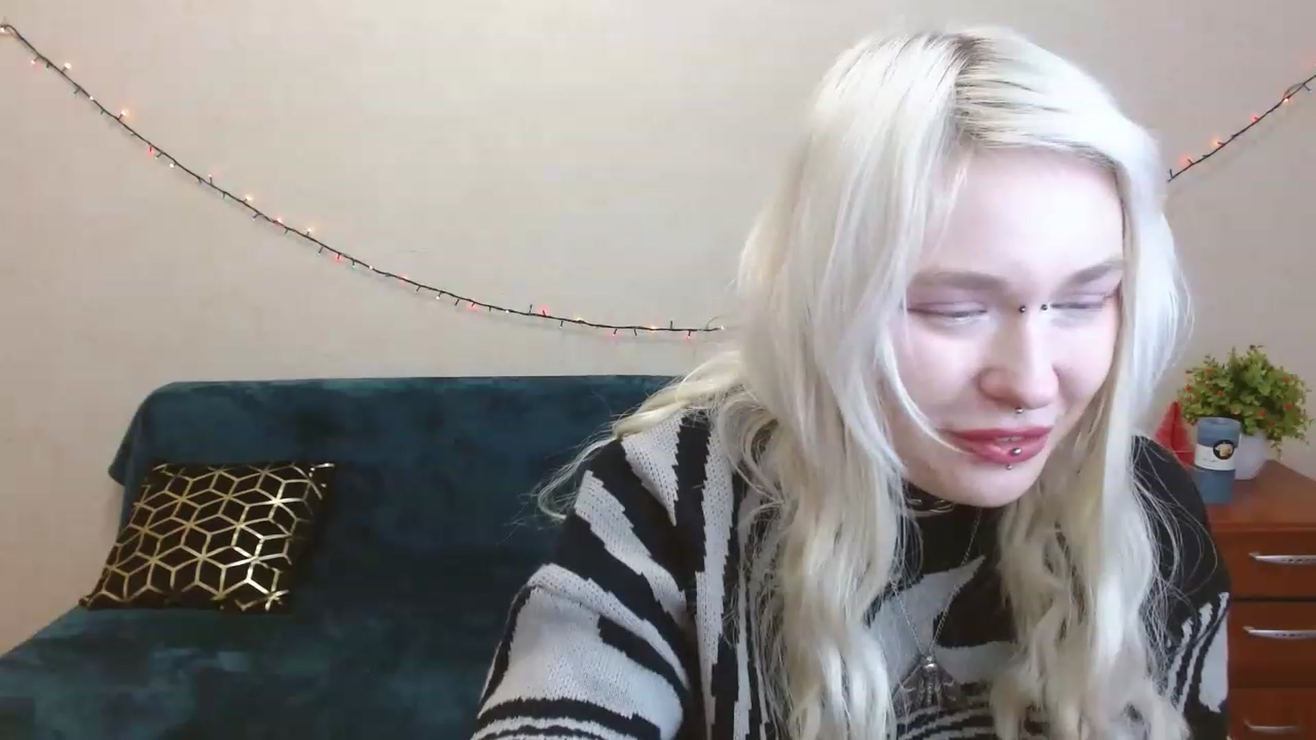 Gallery image thumbnail from Killinna's myfreecams stream on, 03/26/2023, 17:03 image 13 of 20
