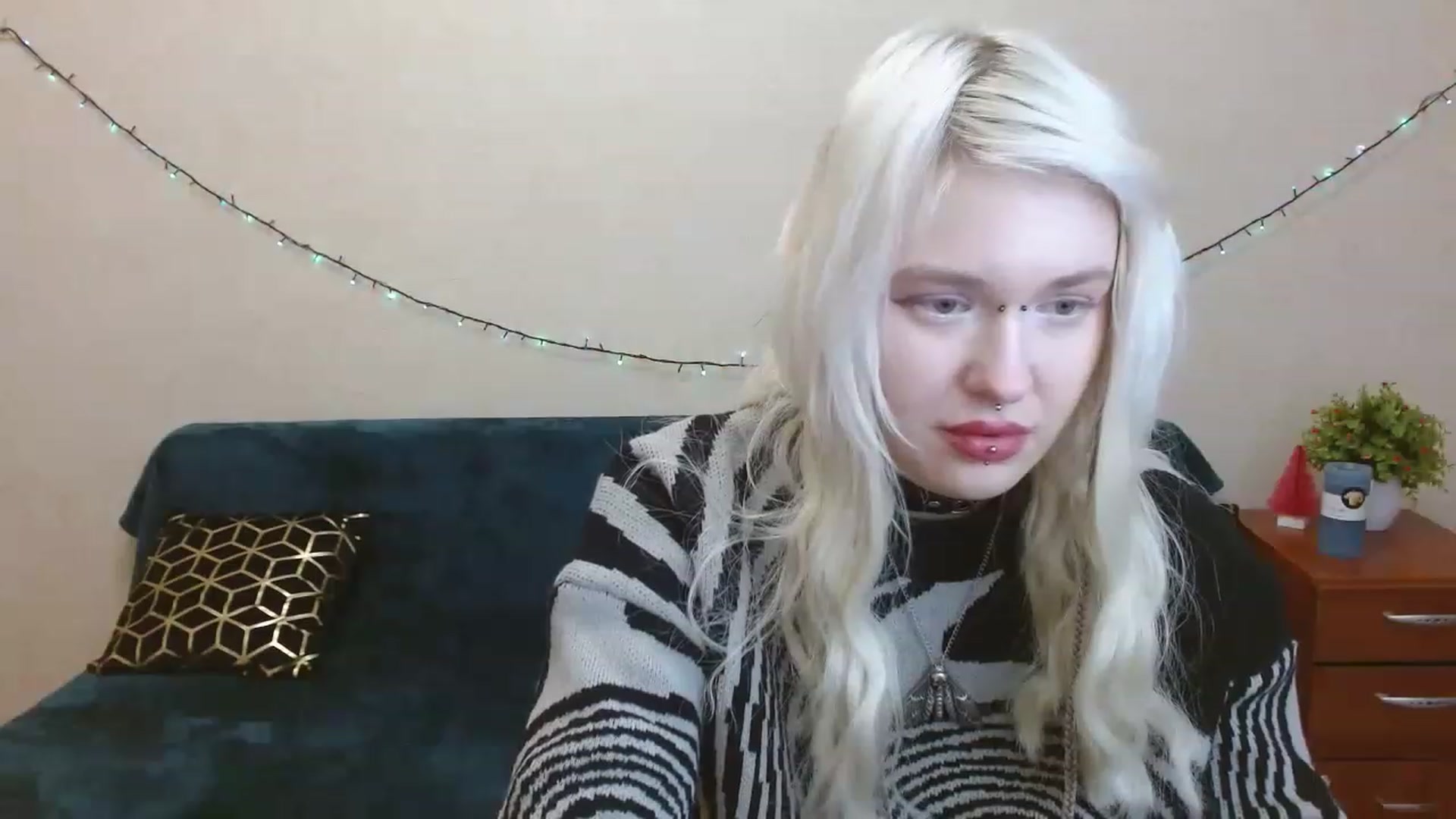 Gallery image thumbnail from Killinna's myfreecams stream on, 03/26/2023, 17:03 image 11 of 20