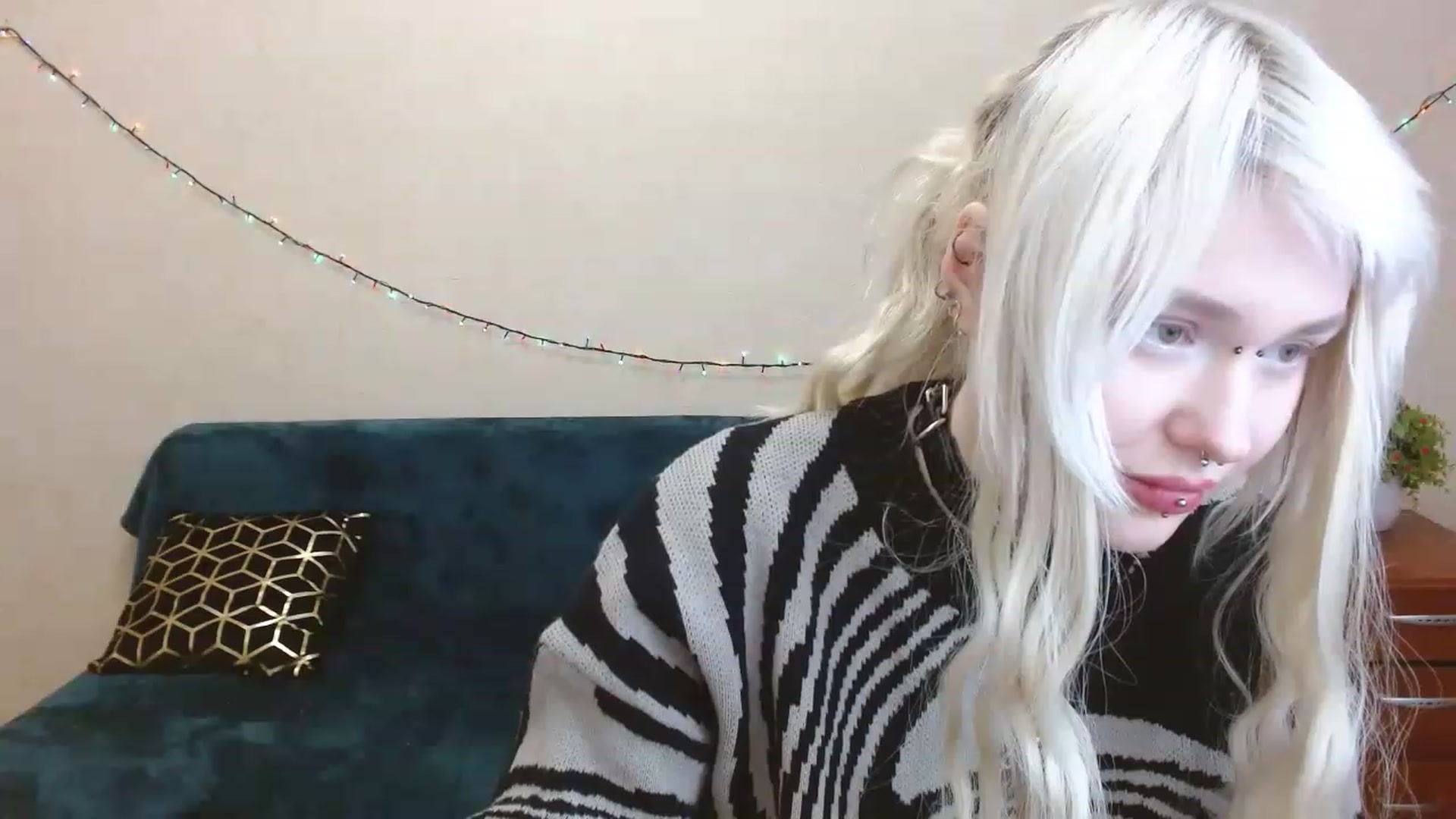 Gallery image thumbnail from Killinna's myfreecams stream on, 03/26/2023, 17:03 image 20 of 20
